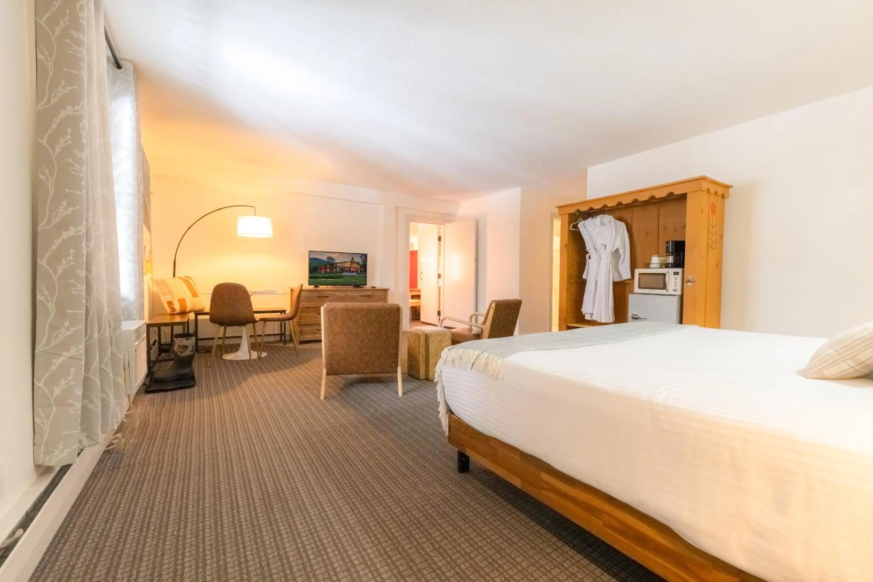 Bed in Innsbruck Inn at Stowe