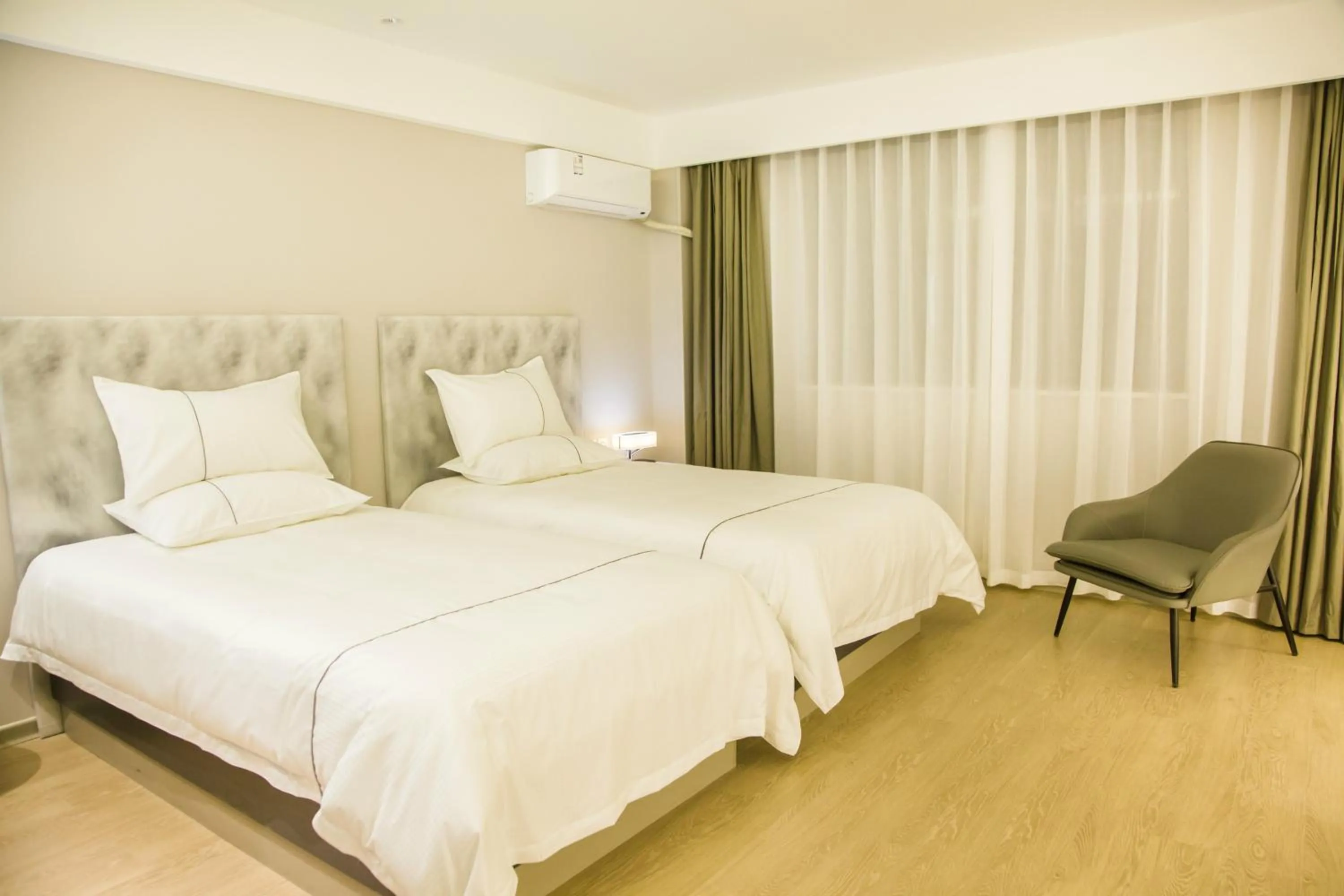 Bed in Magnotel Yangshuo West Street