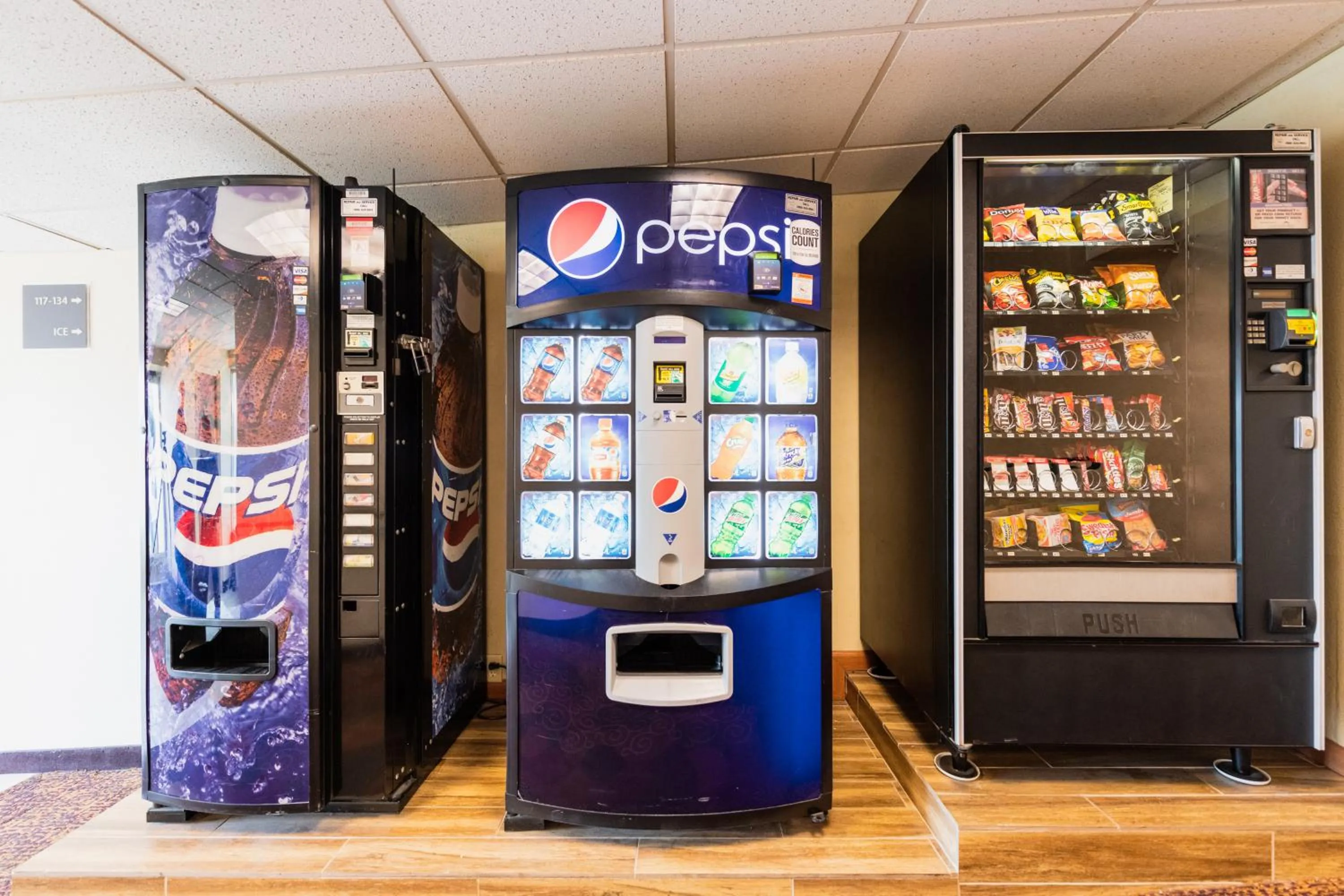 vending machine in Garden Executive Hotel
