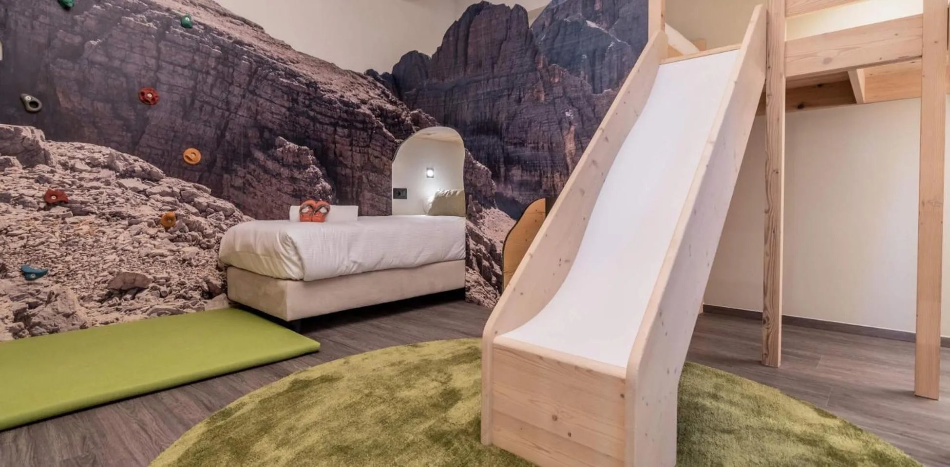 bunk bed, Bed in Hotel Val Di Sole