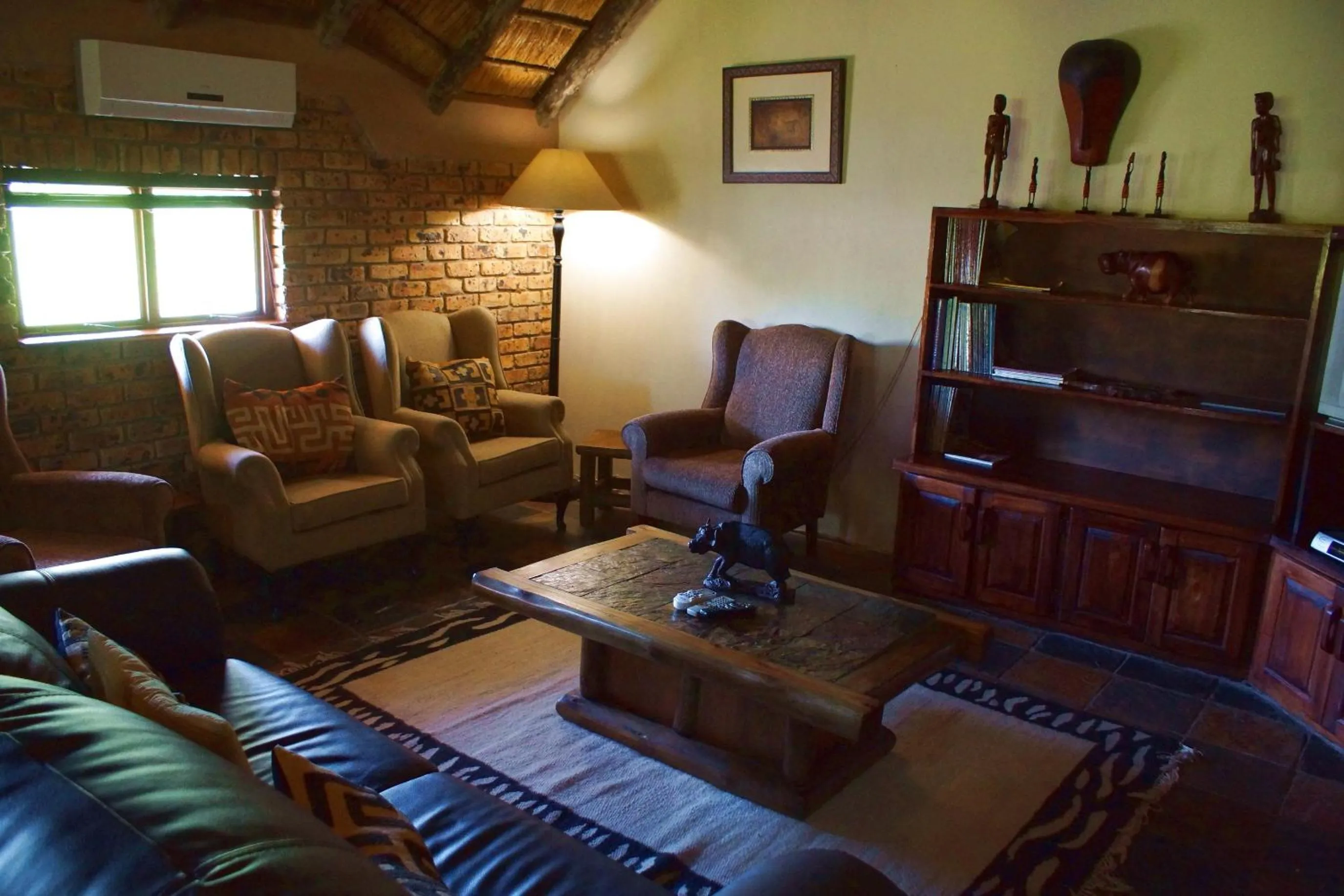 Lounge or bar in Crocodile Kruger Safari Lodge