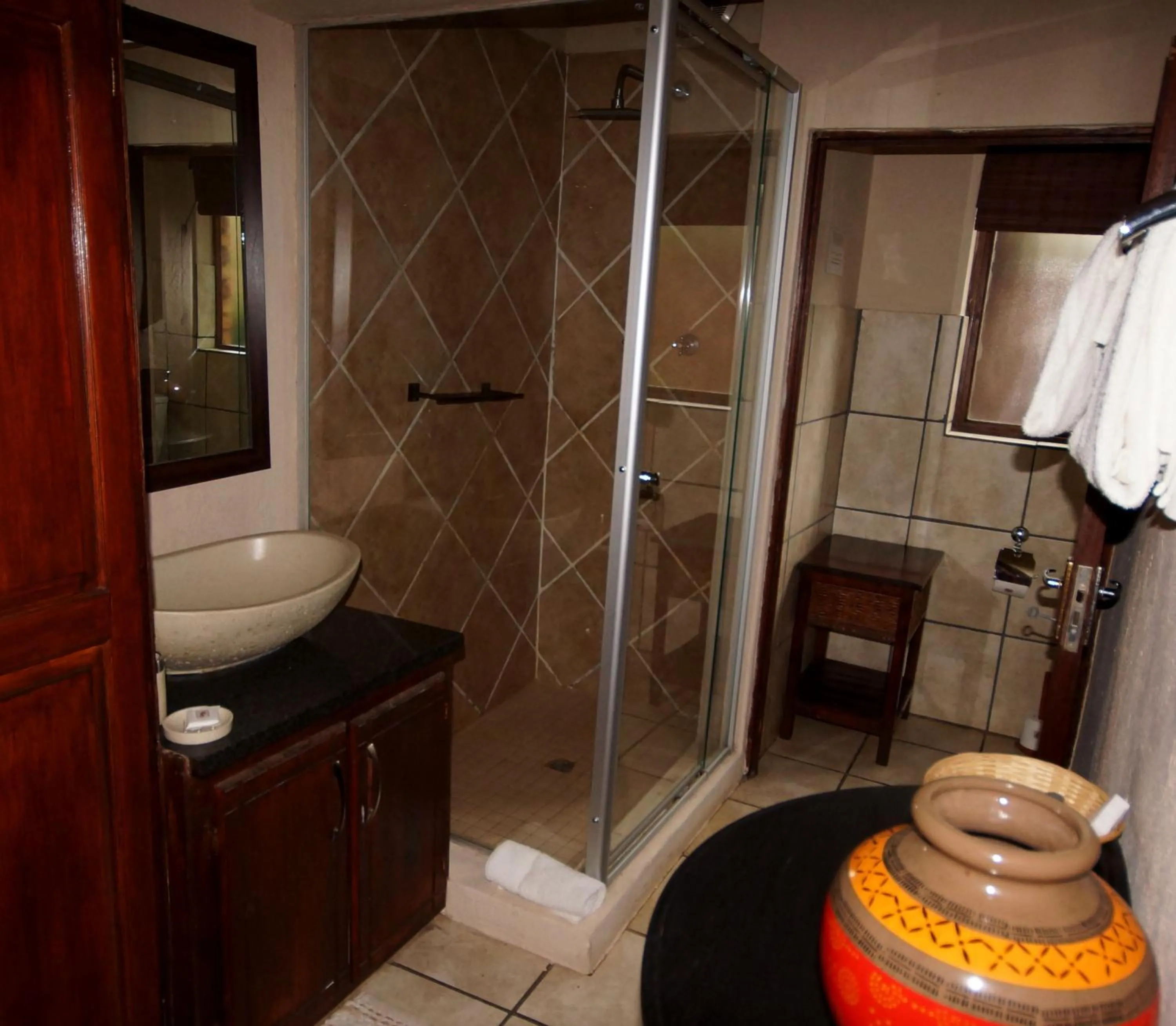Bathroom in Crocodile Kruger Safari Lodge