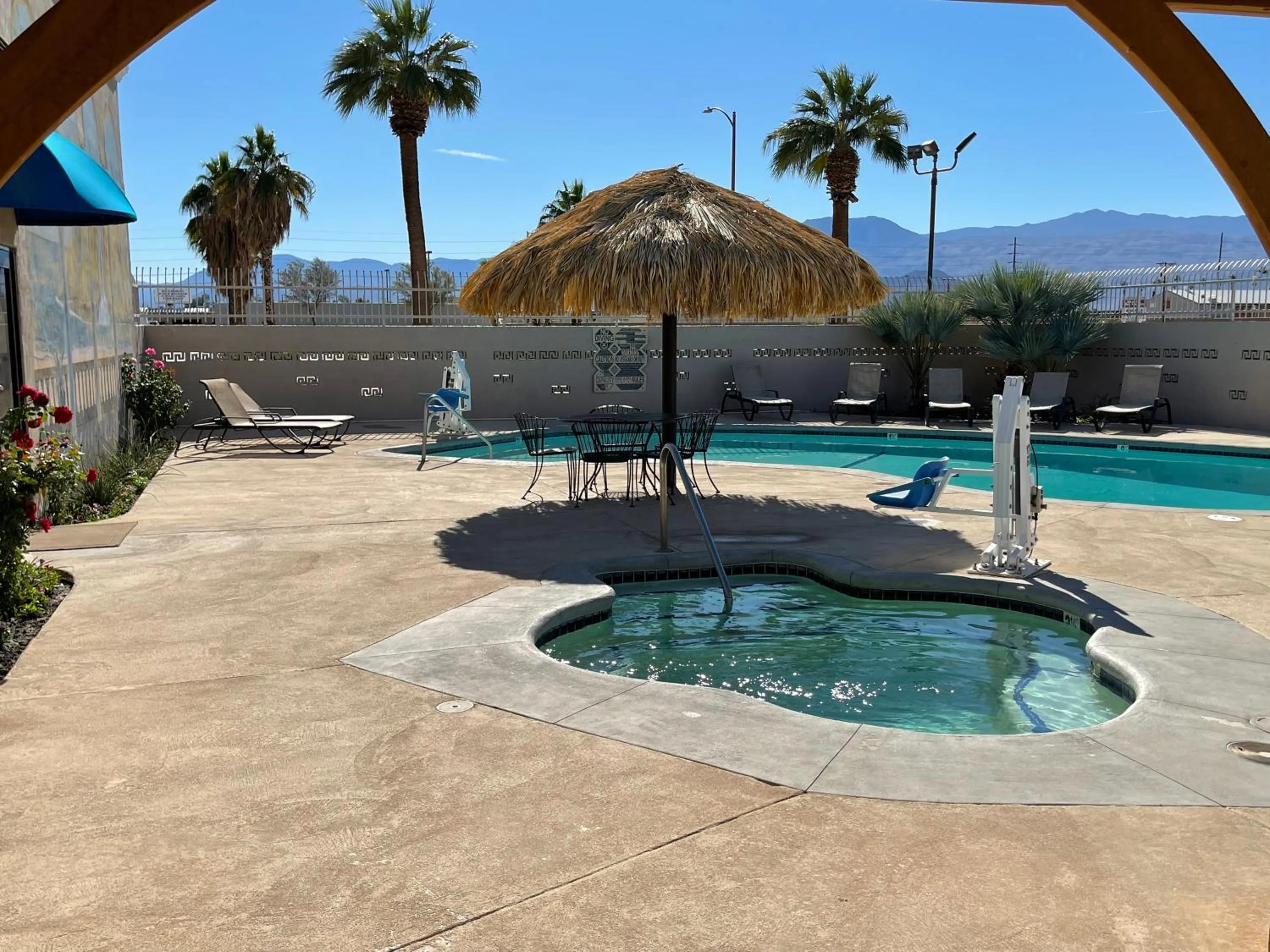 Swimming pool in Days Inn by Wyndham Indio