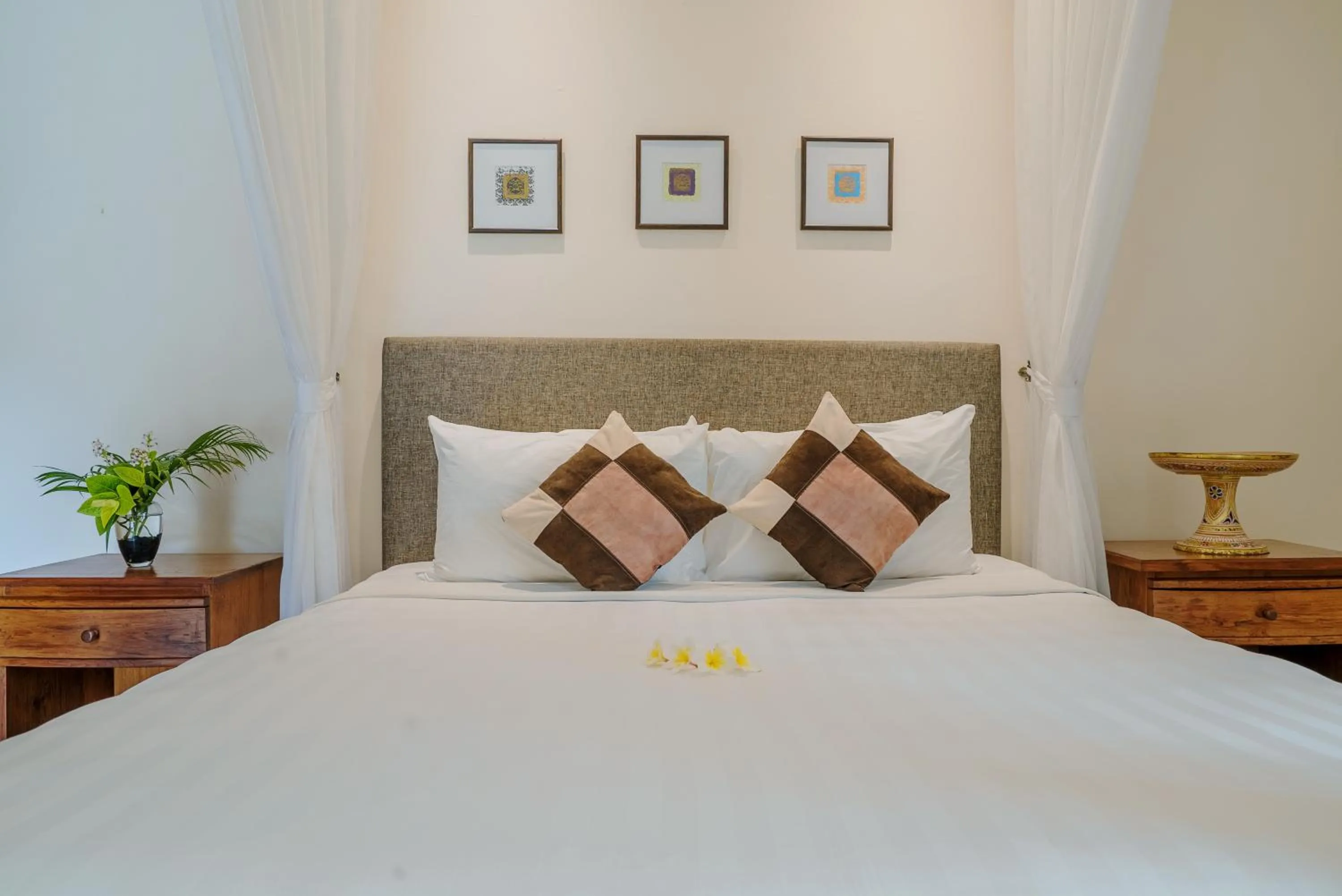 Bedroom, Bed in Villa Seminyak William