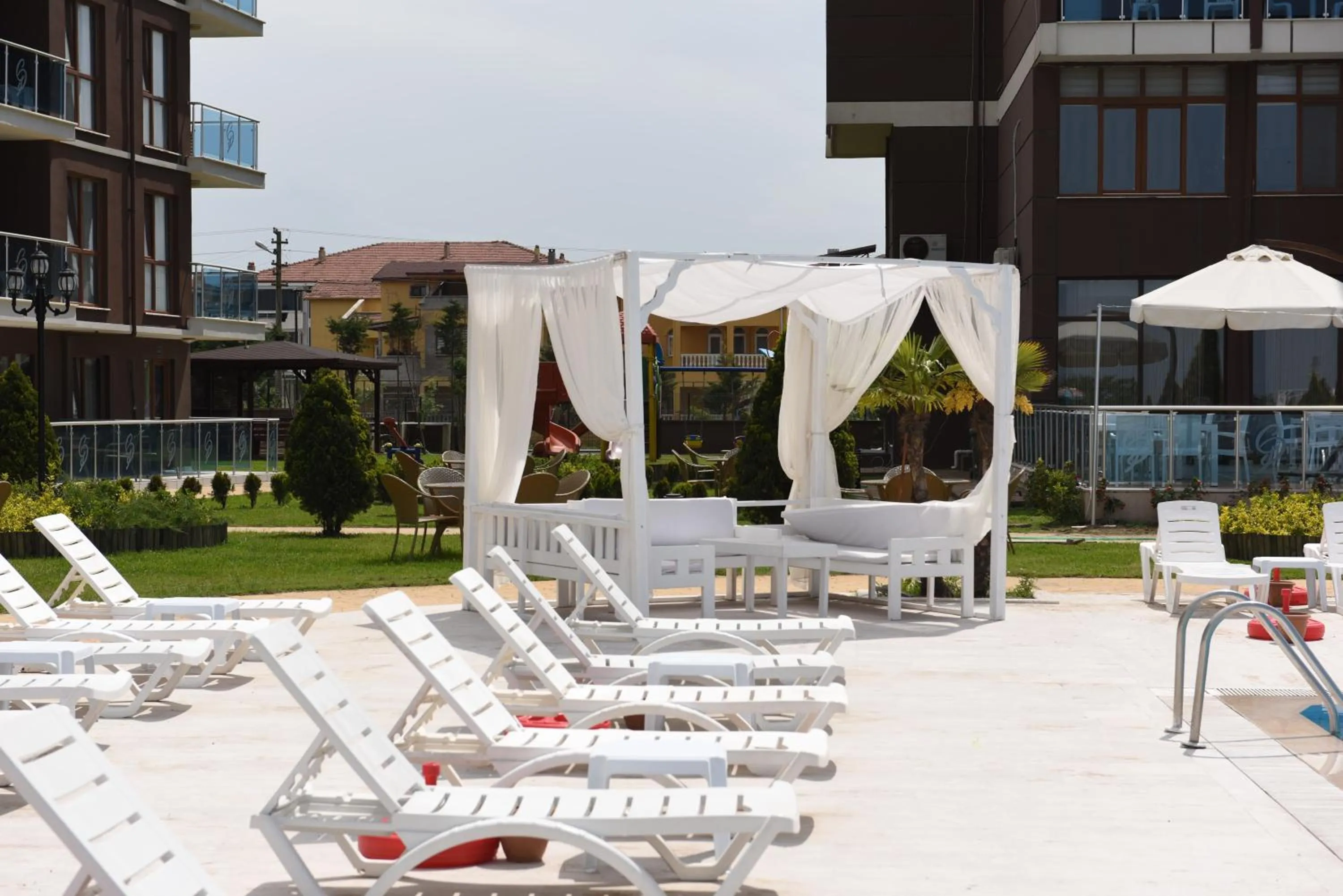 Activities in Carpediem Diamond Hotel