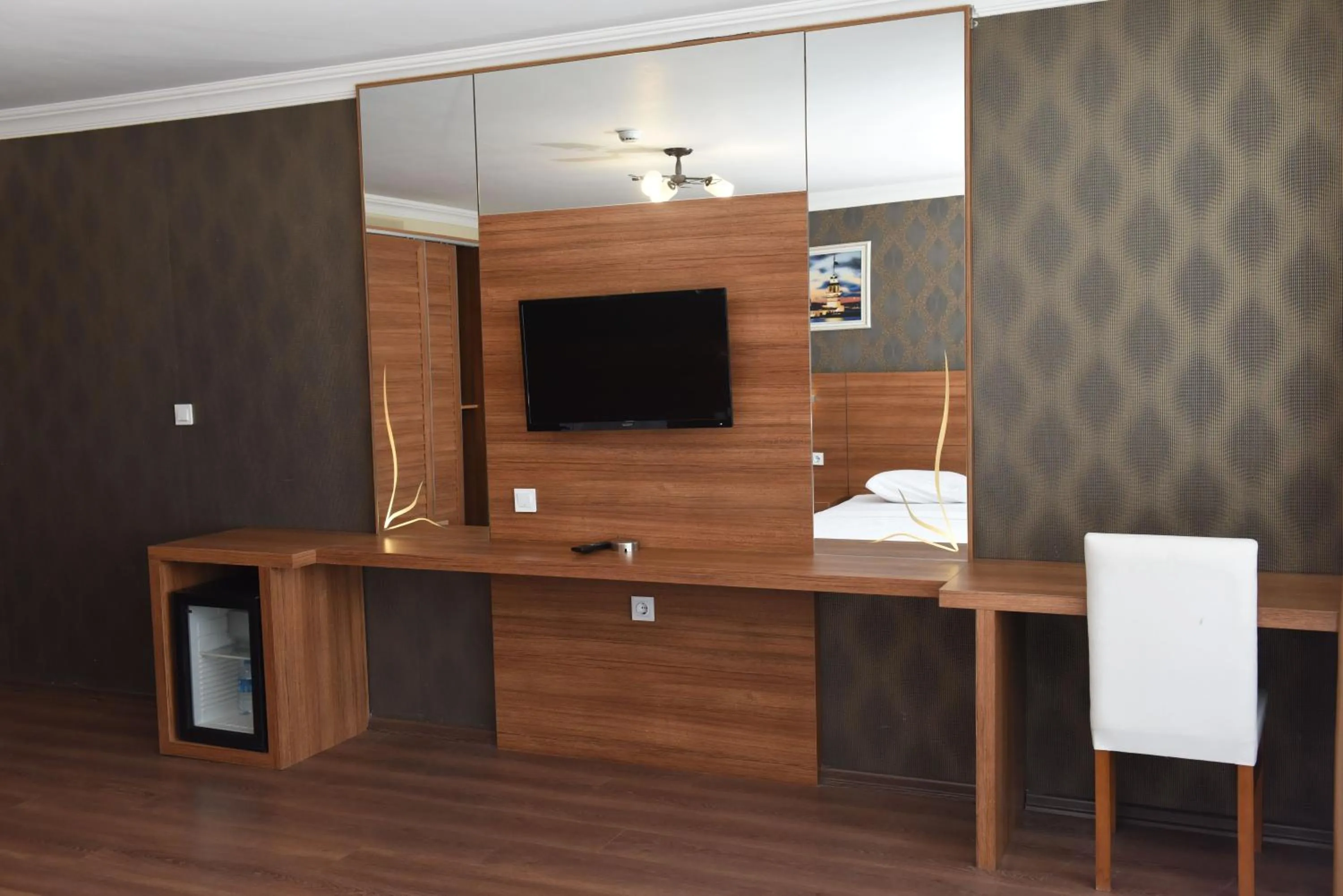 TV and multimedia in Carpediem Diamond Hotel