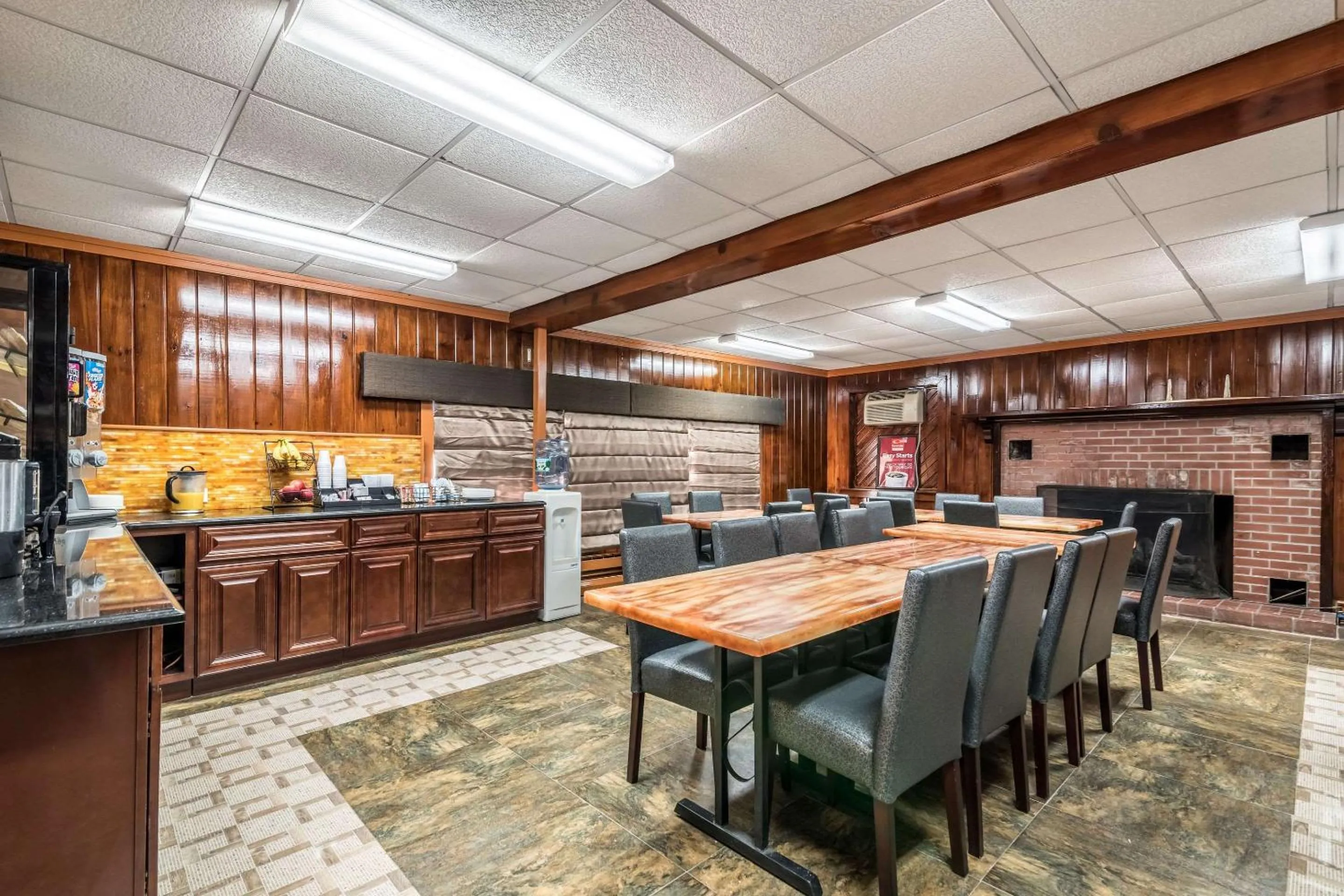 Restaurant/Places to Eat in Econo Lodge Rutland