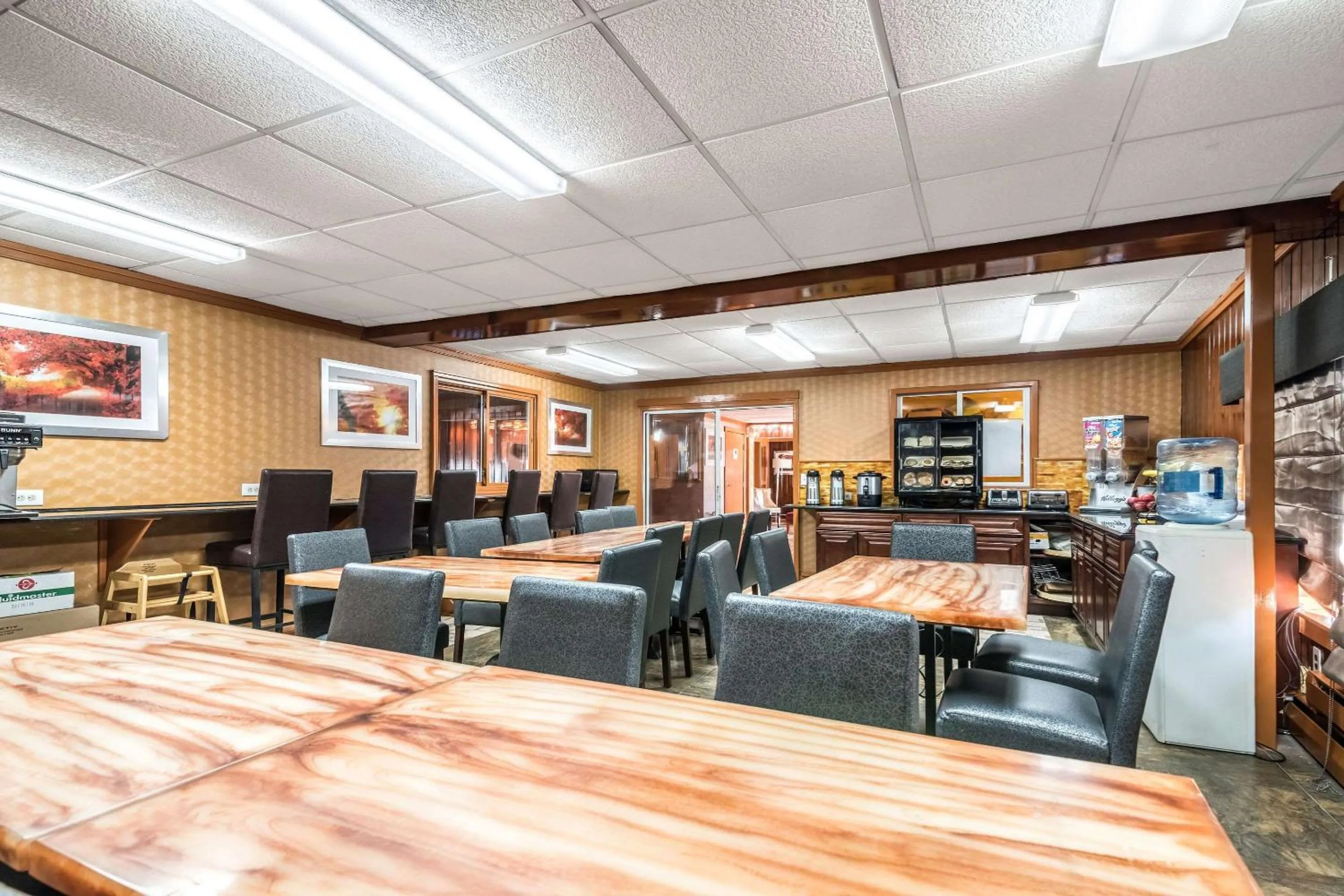 Restaurant/Places to Eat in Econo Lodge Rutland