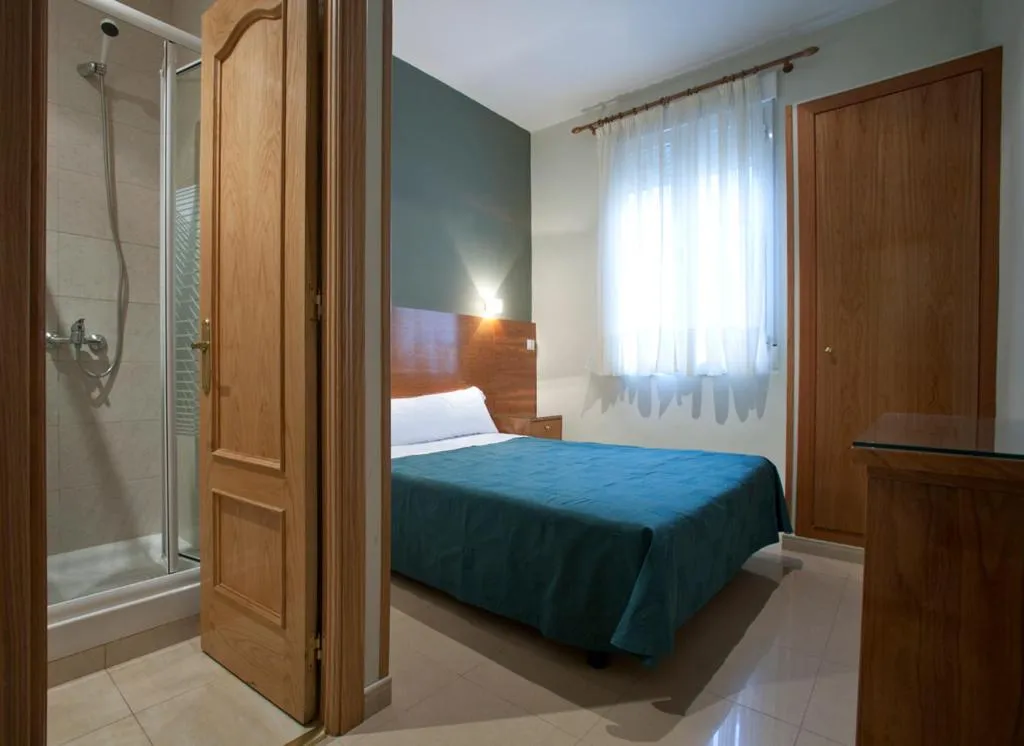 Photo of the whole room, Bed in Hostal Zabala