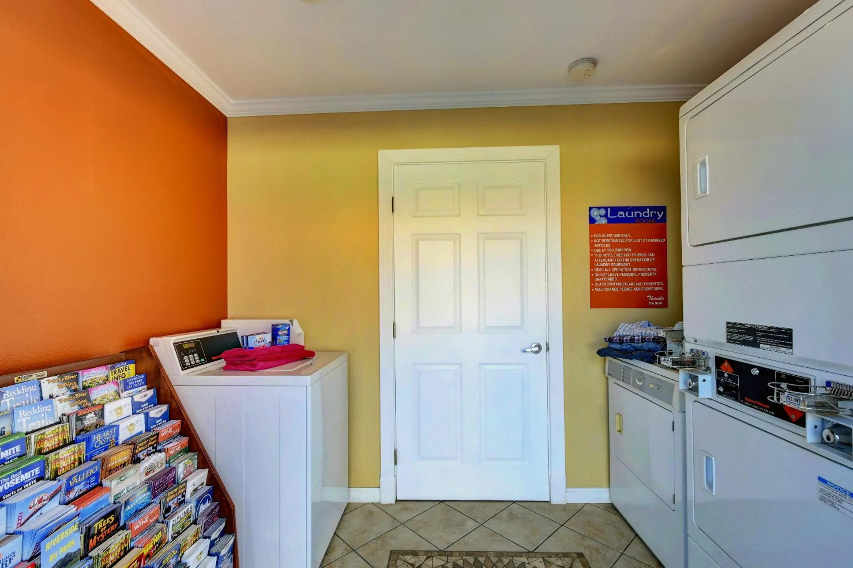 Traveler's Inn Williams, CA Modern Renovated Hotel