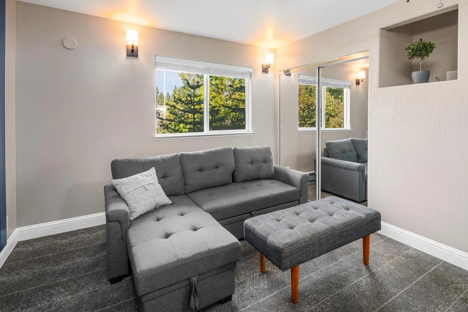 Living room in The Inn at Boatworks, Lake Tahoe