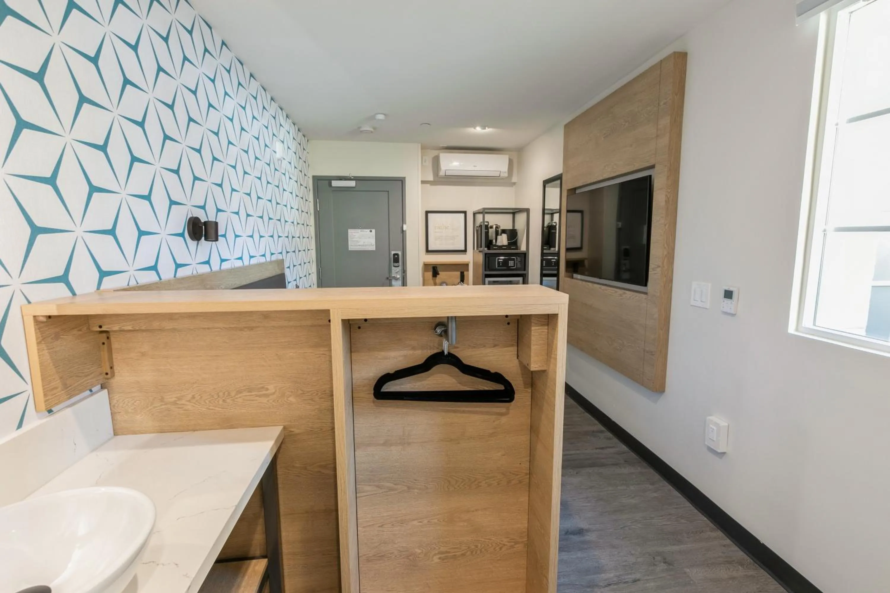 Bedroom in Kasa Niche Hotel Redwood City