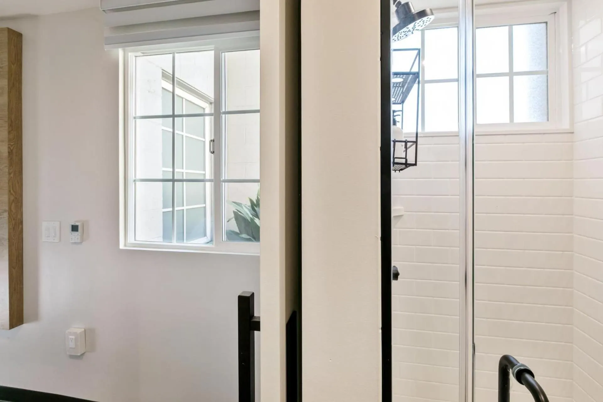 Property building in Kasa Niche Hotel Redwood City