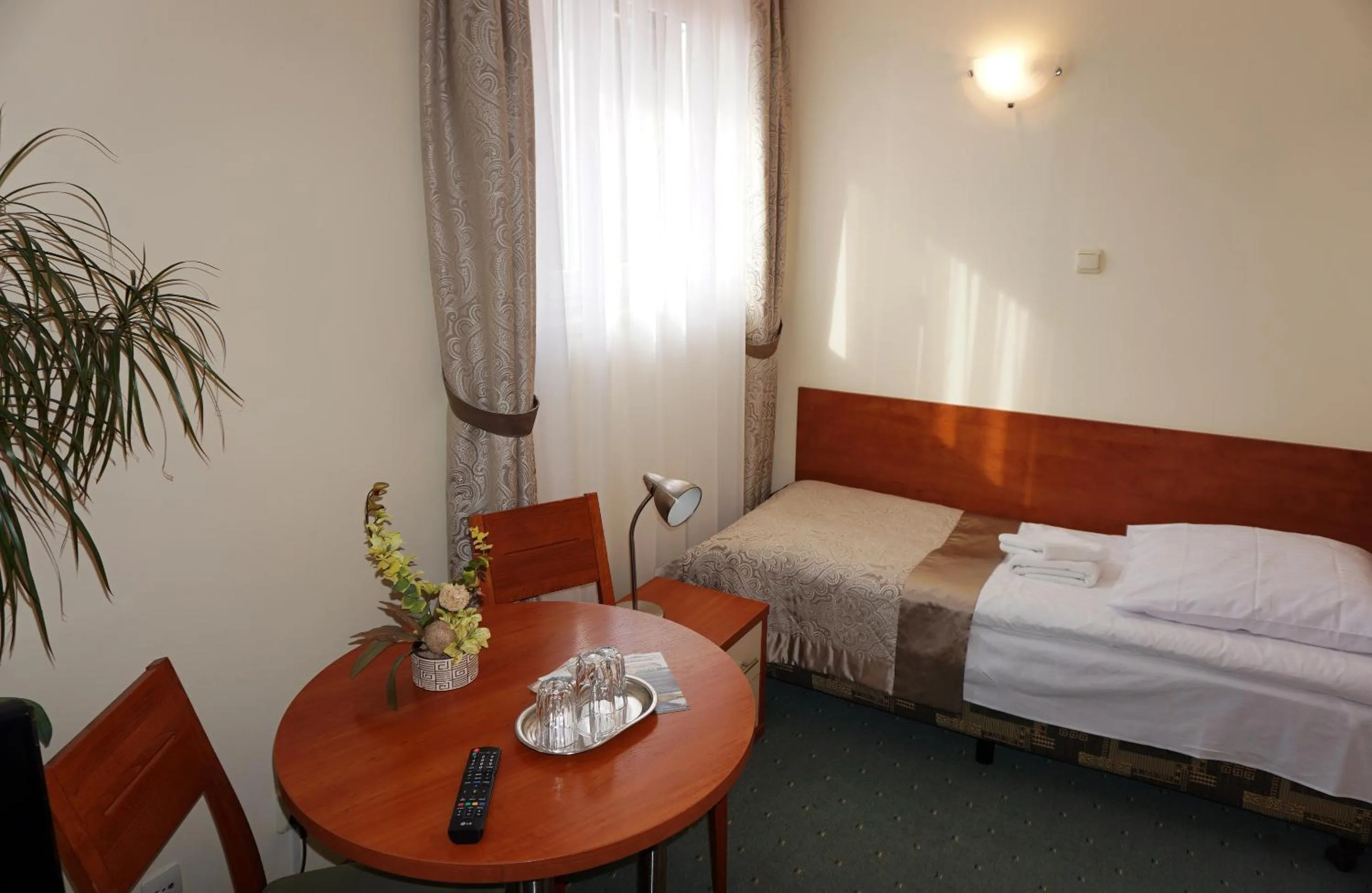 Photo of the whole room, Bed in Pod Szczęśliwą Gwiazdą