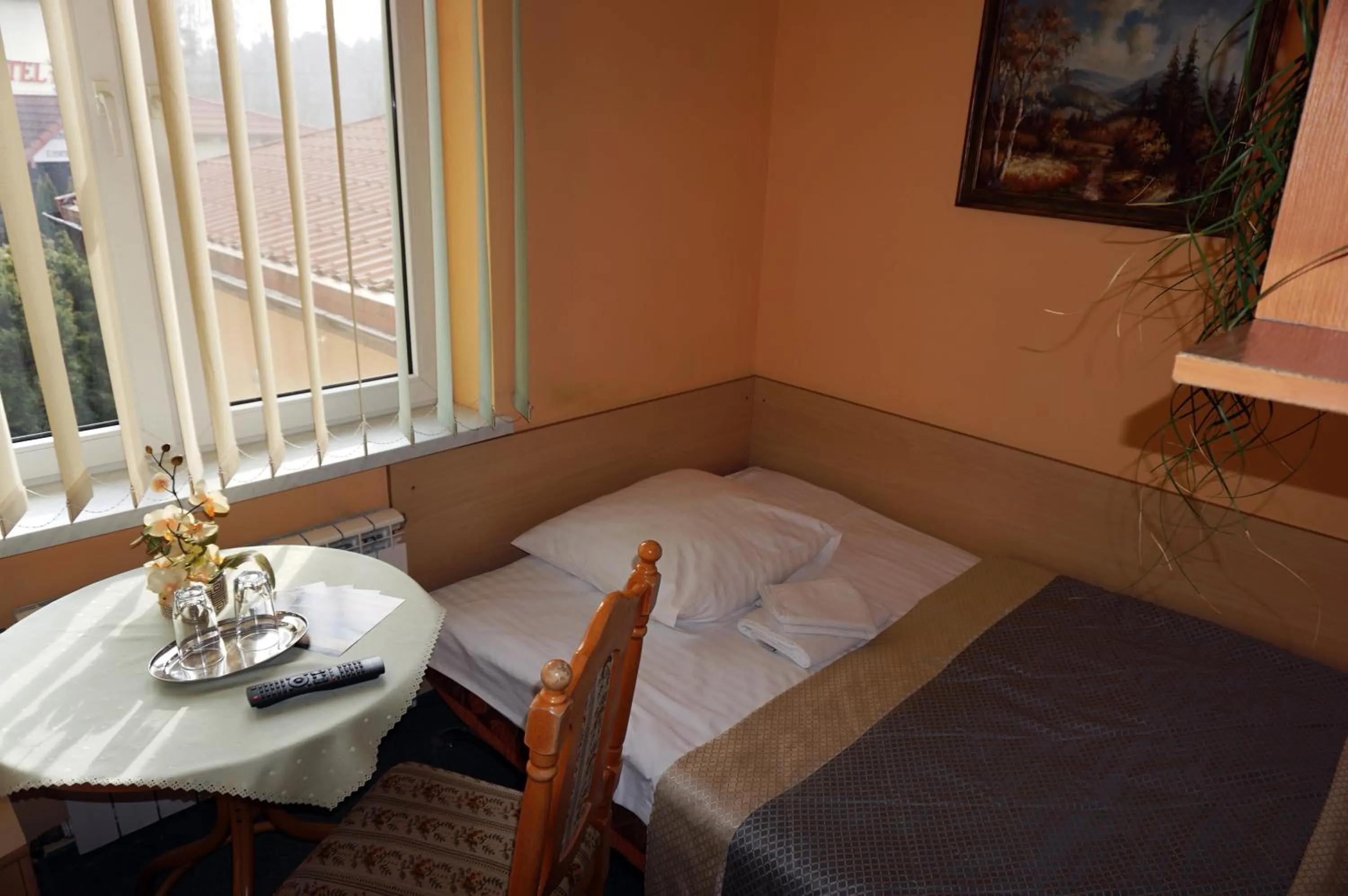 Photo of the whole room, Bed in Pod Szczęśliwą Gwiazdą