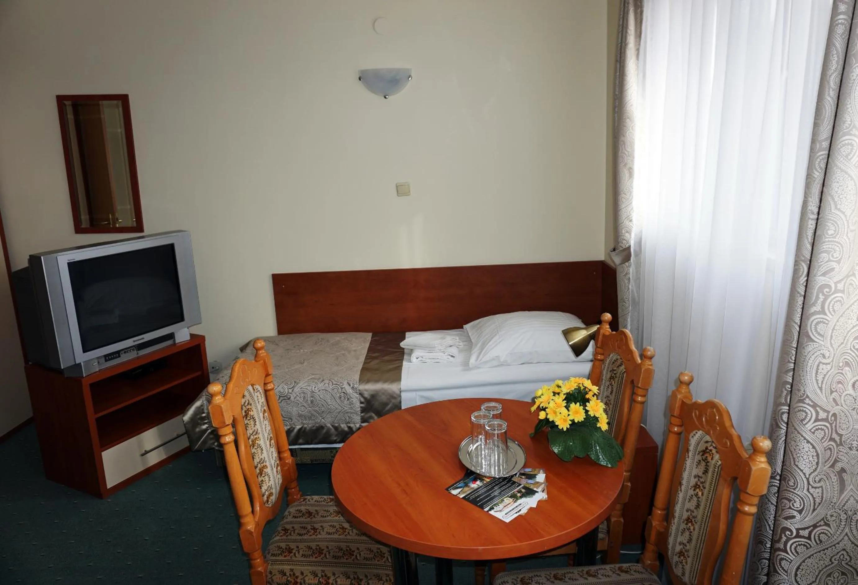 Photo of the whole room, Bed in Pod Szczęśliwą Gwiazdą