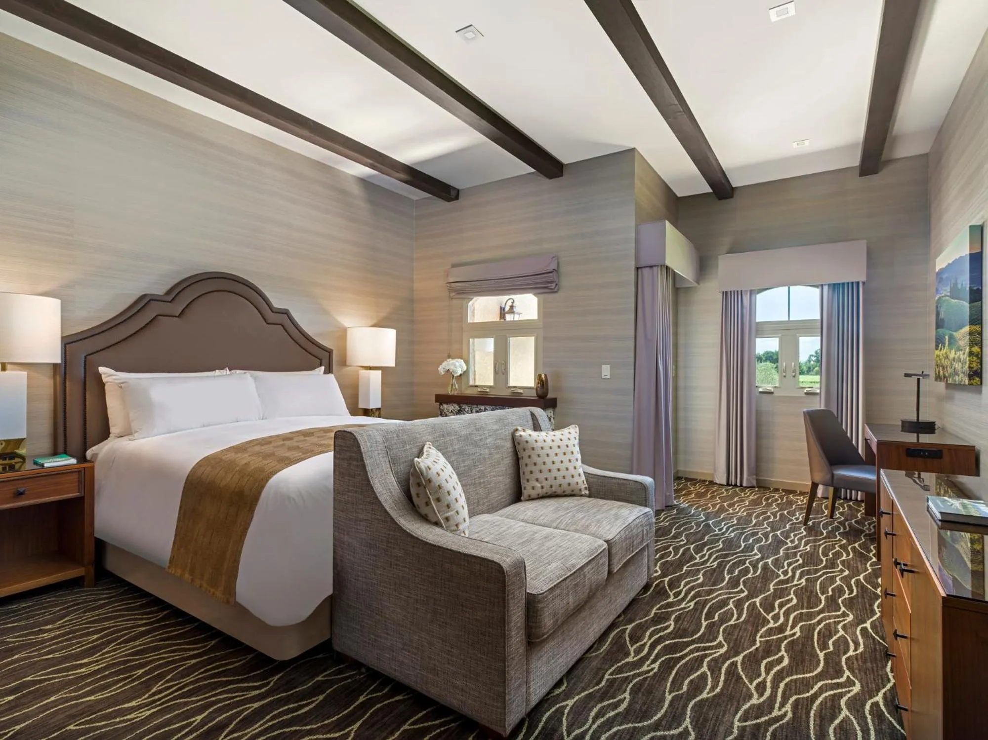 Seating area, Bed in Vinarosa Resort & Spa