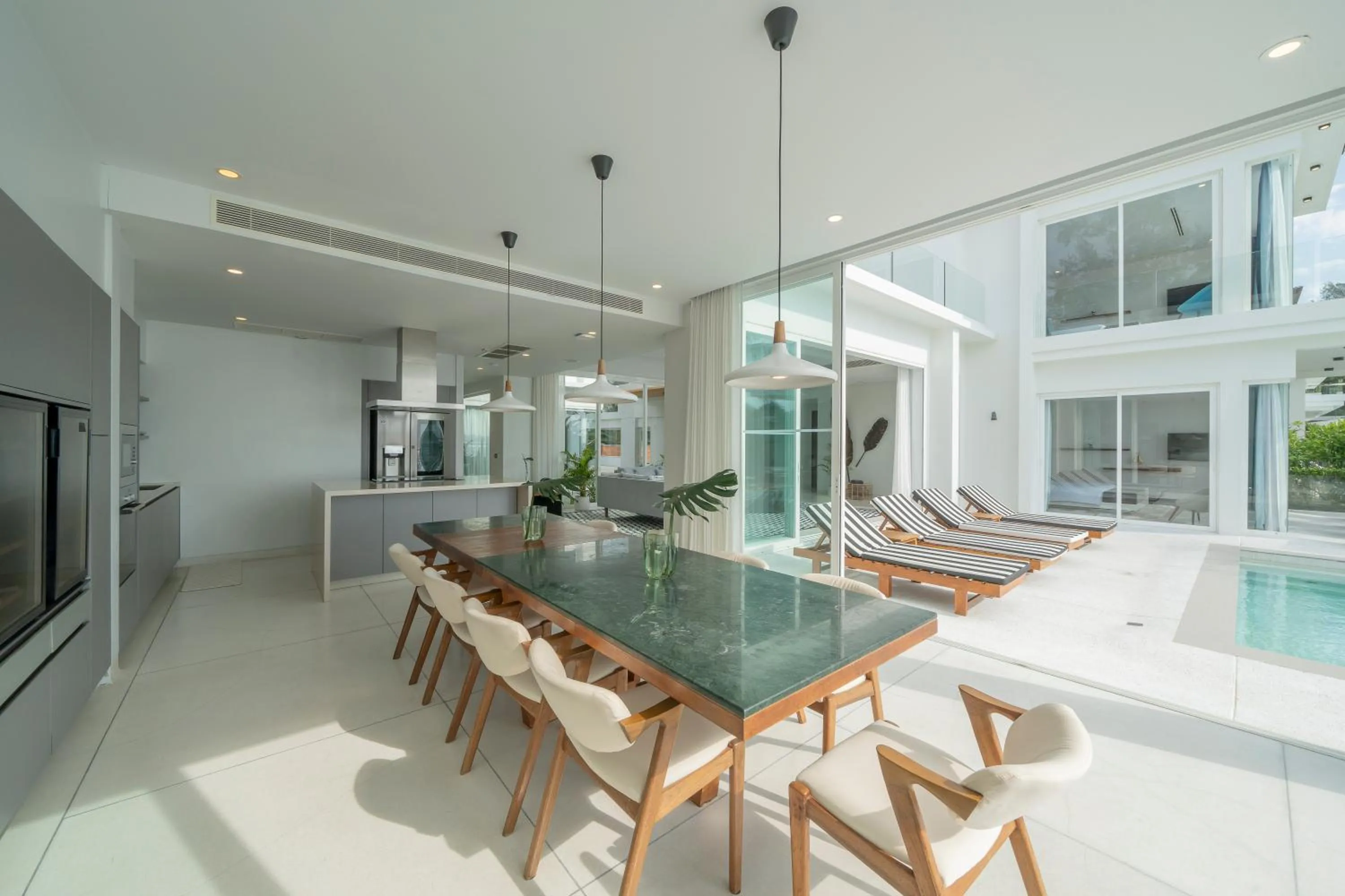 Dining area in Coastal Escape Natai Beach