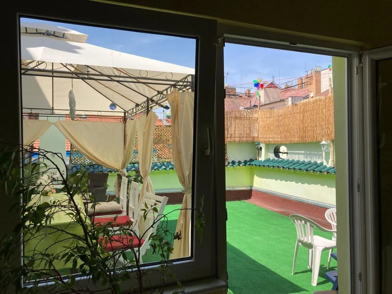 ARTHARMONY Pension & Hostel