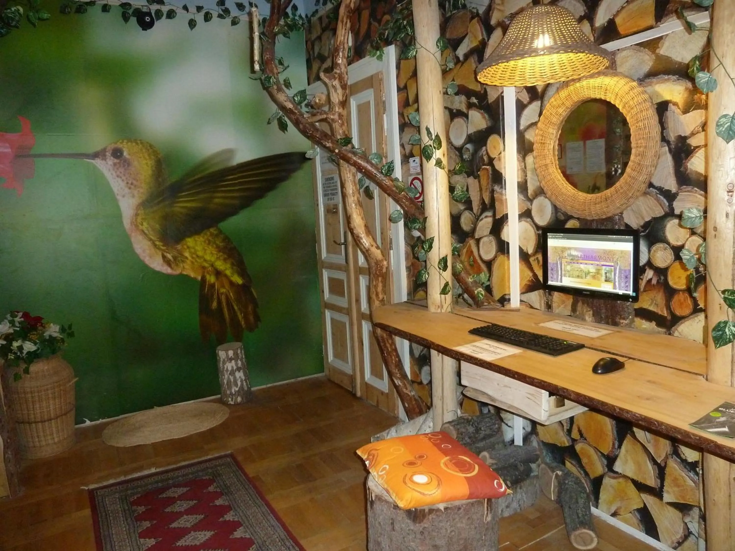 Seating area in ARTHARMONY Pension & Hostel