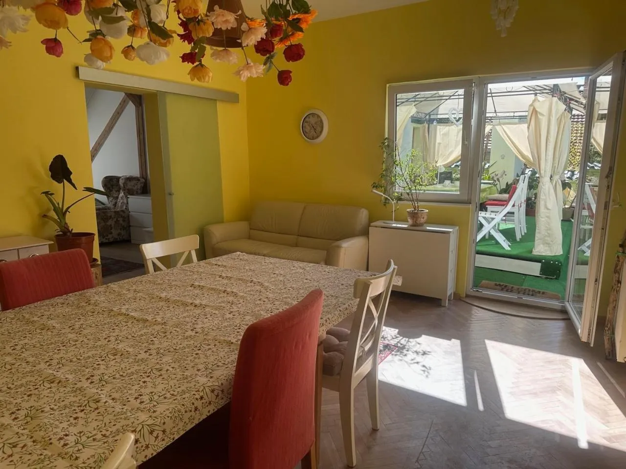 ARTHARMONY Pension & Hostel