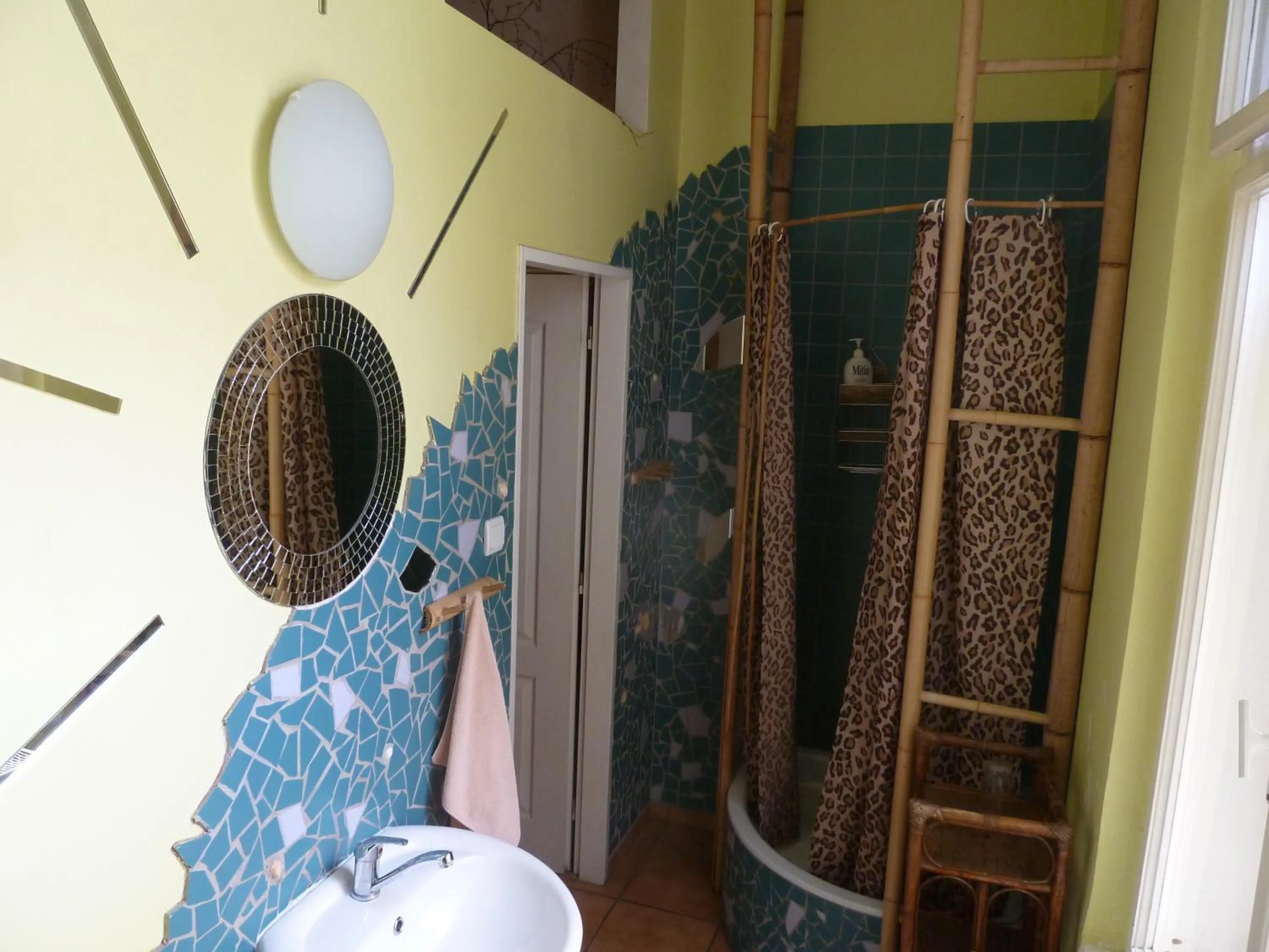 ARTHARMONY Pension & Hostel