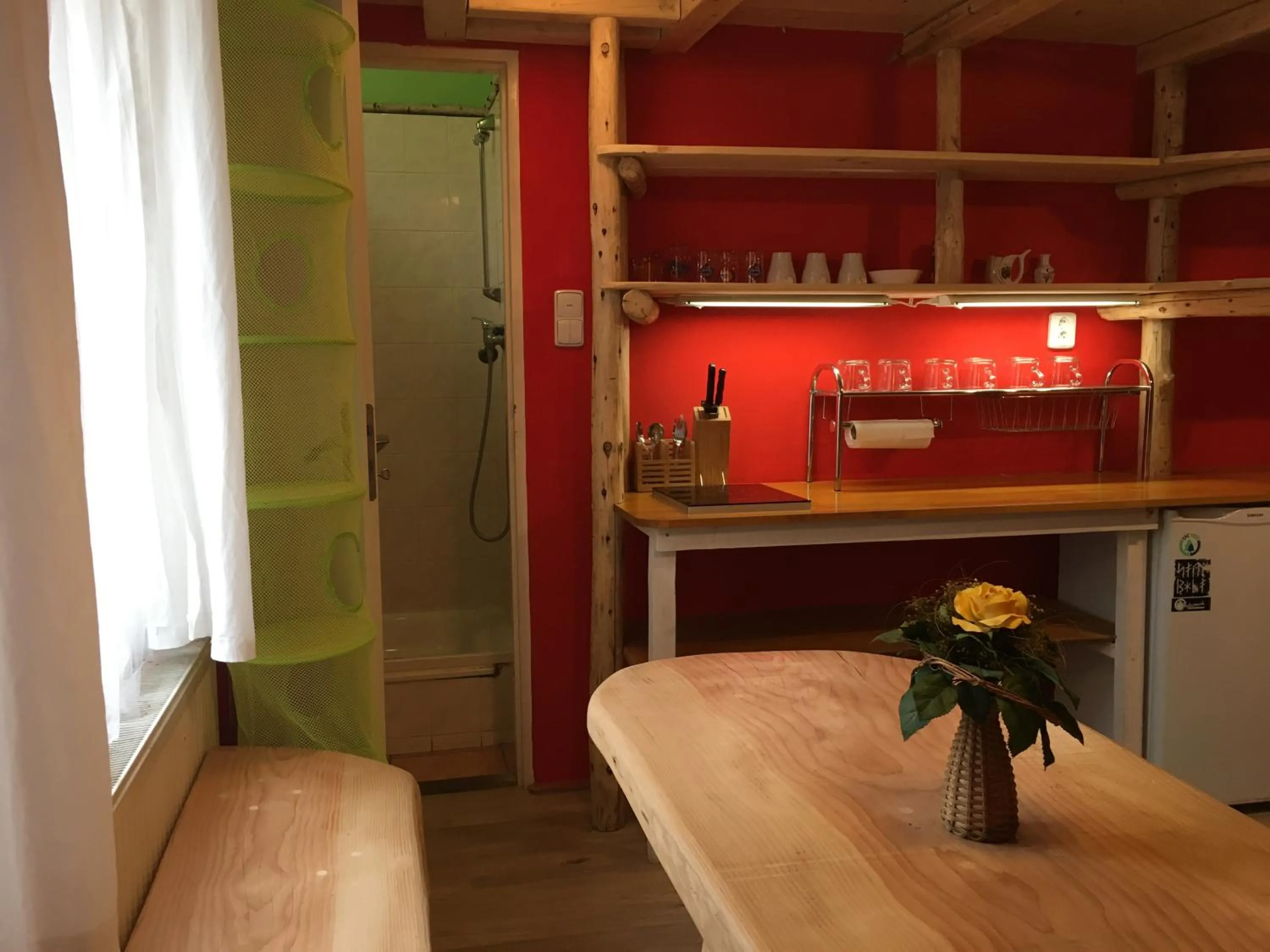 Photo of the whole room in ARTHARMONY Pension & Hostel