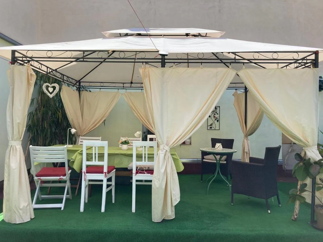 ARTHARMONY Pension & Hostel