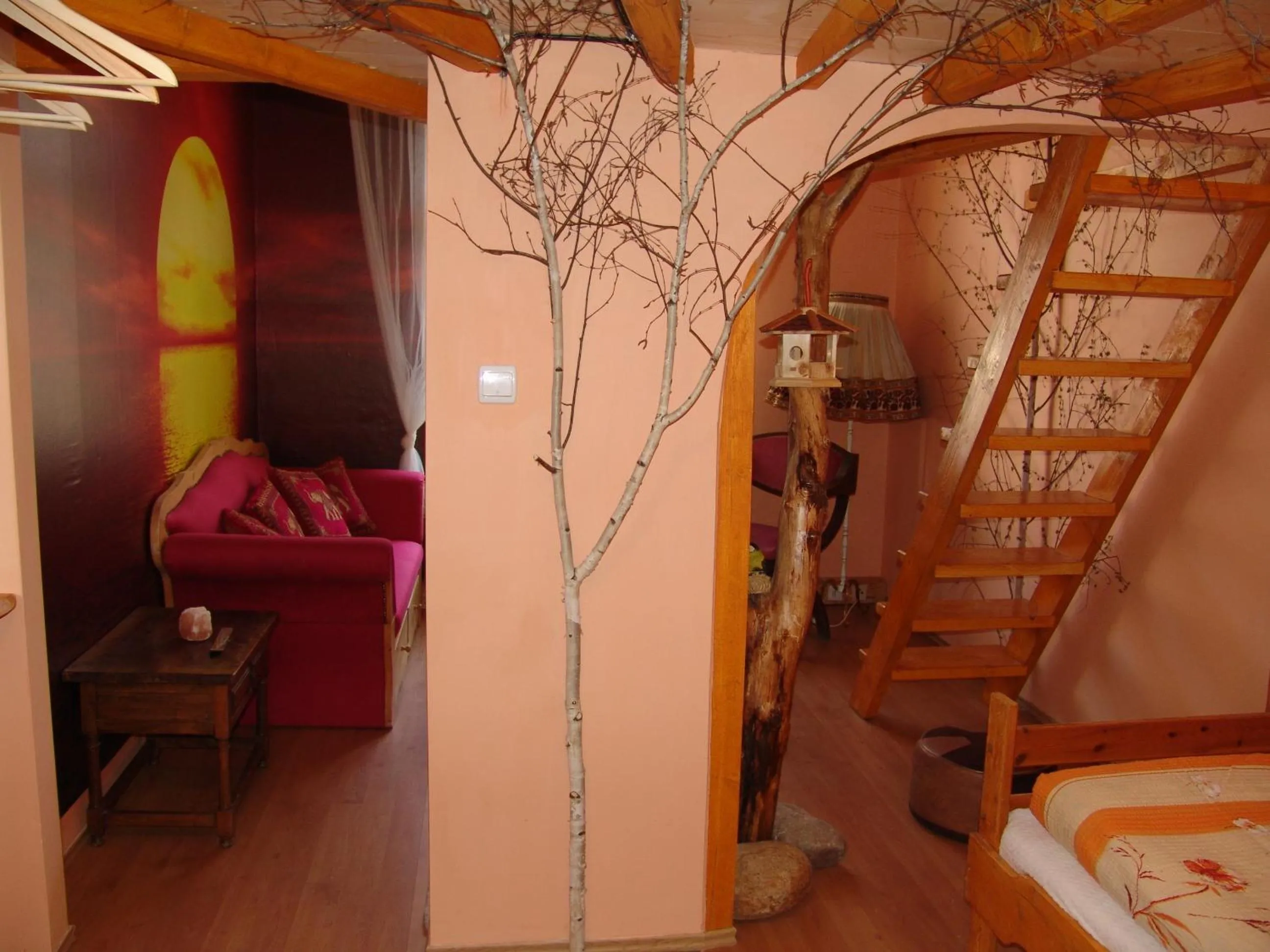 Photo of the whole room in ARTHARMONY Pension & Hostel