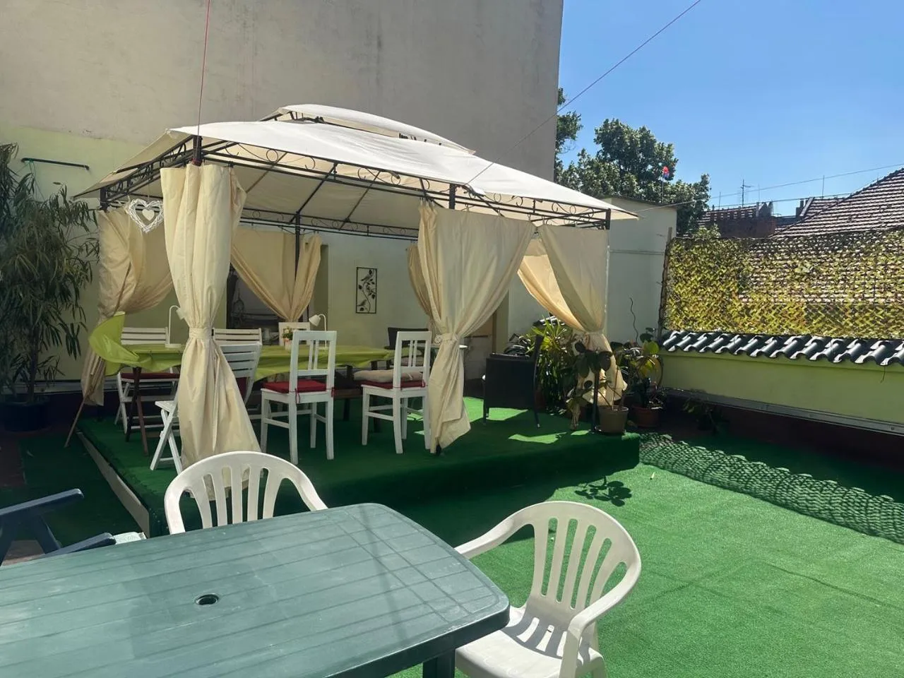 ARTHARMONY Pension & Hostel