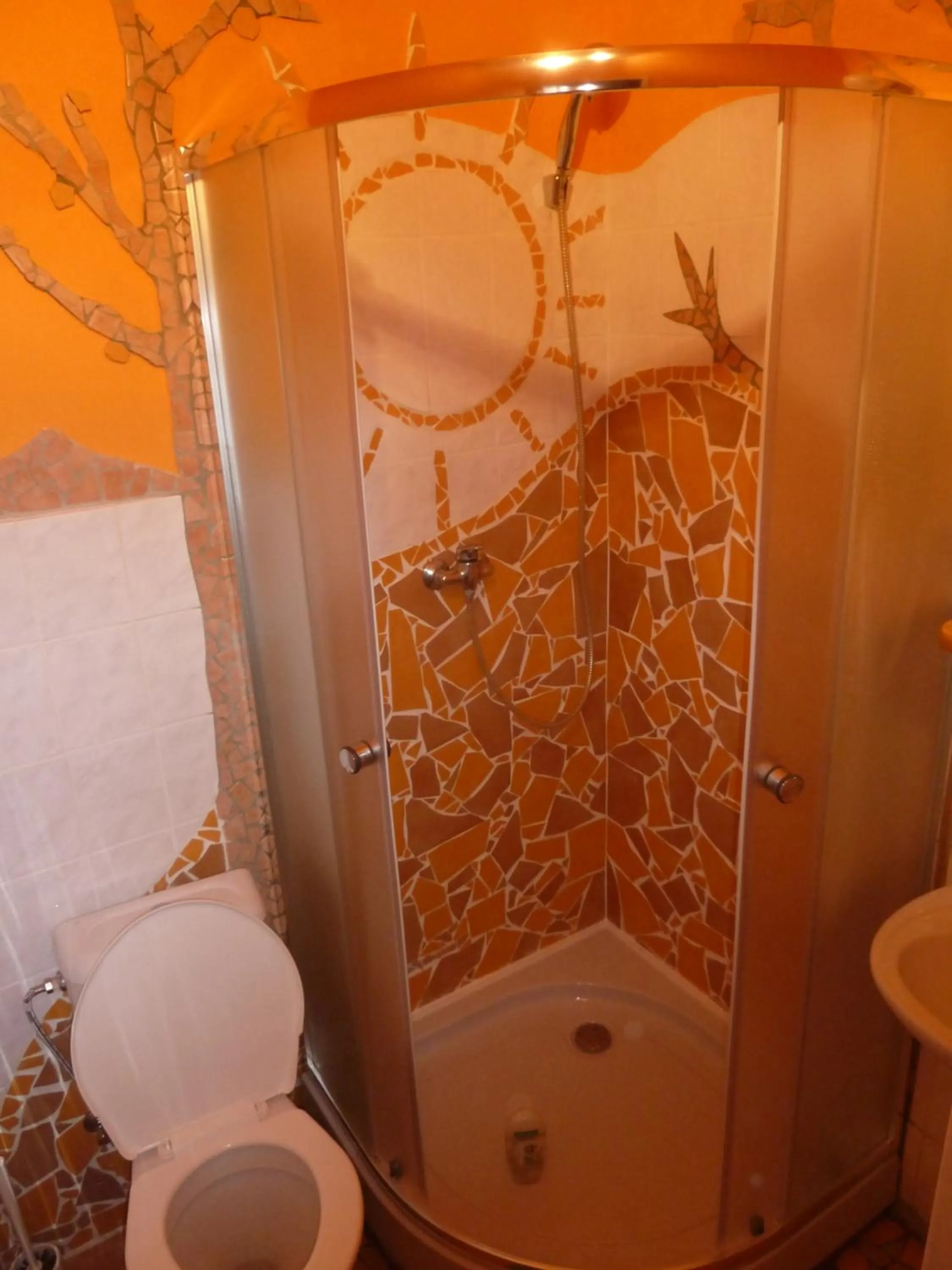 Bathroom in ARTHARMONY Pension & Hostel