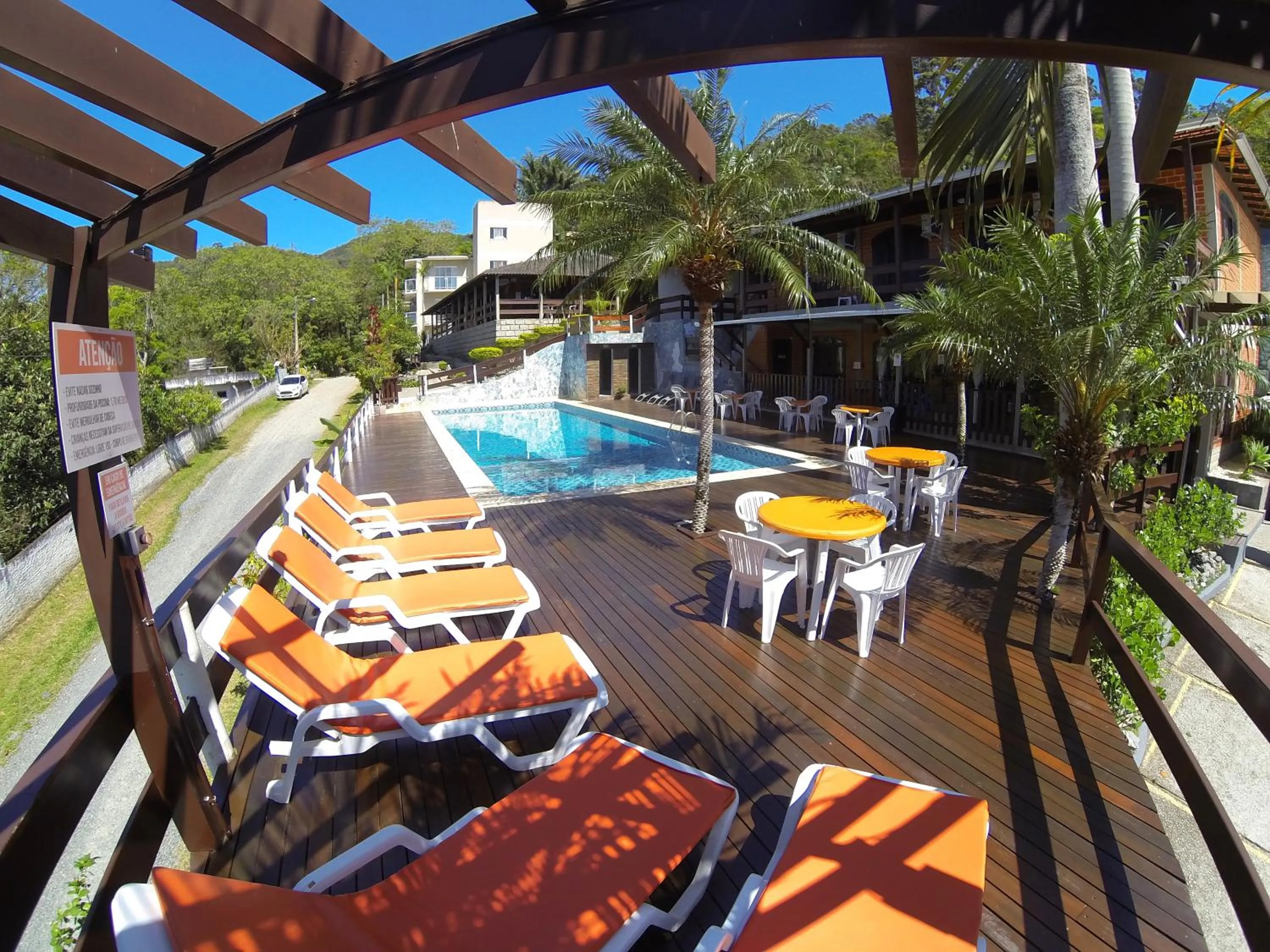 Swimming pool in Pousada Magnus