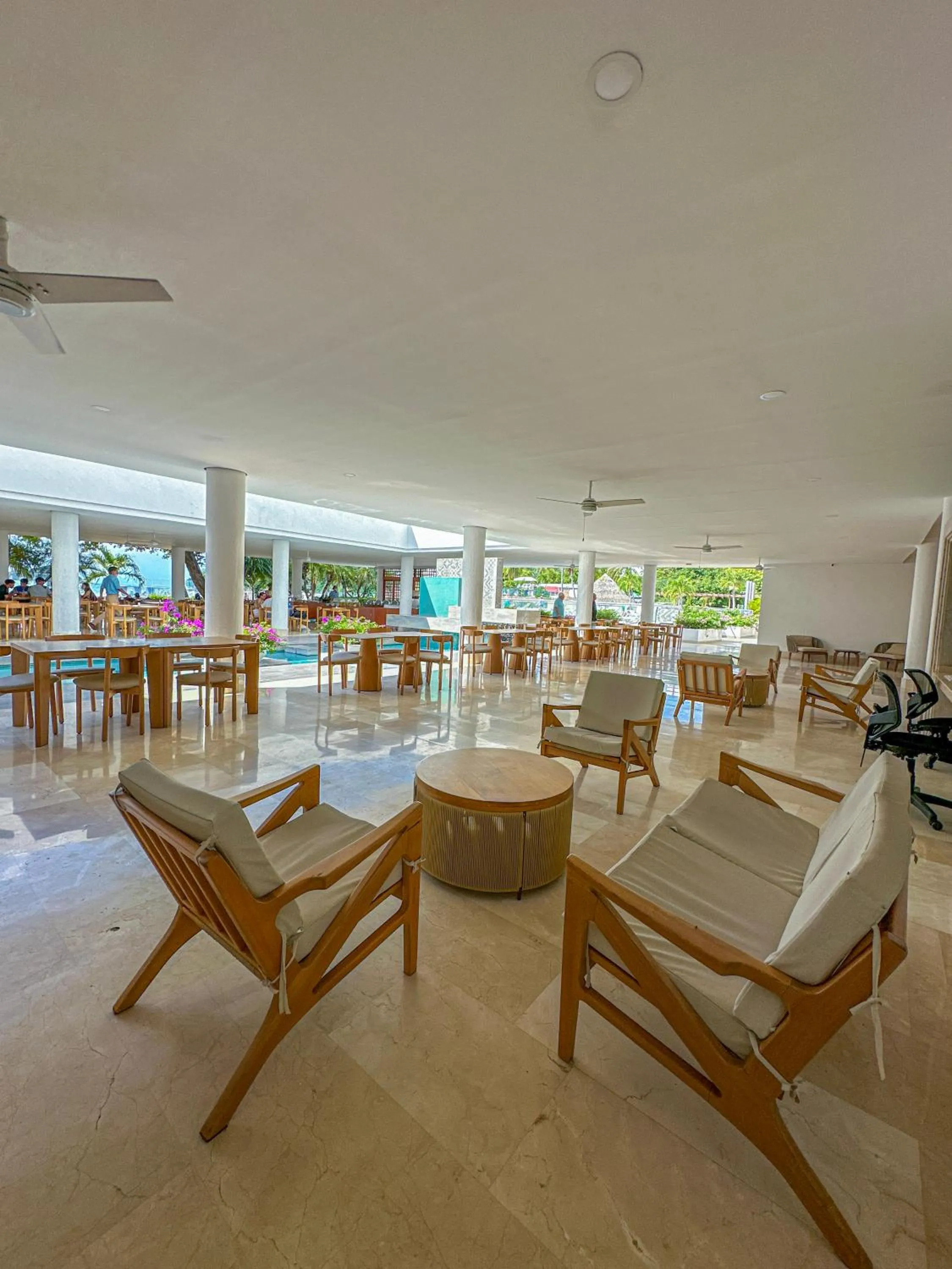 Living room in Tamaca Beach Resort