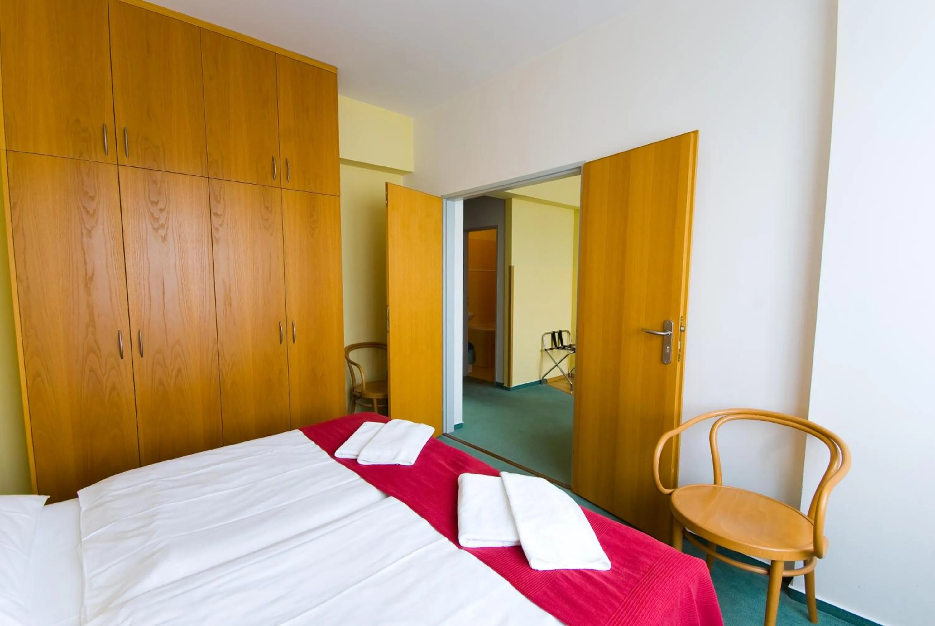 Bed in Hotel Smaragd