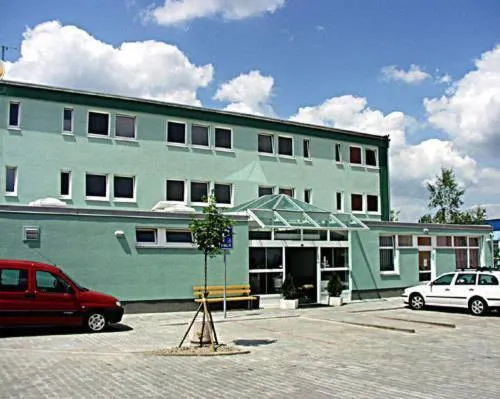 Facade/entrance in Hotel Smaragd