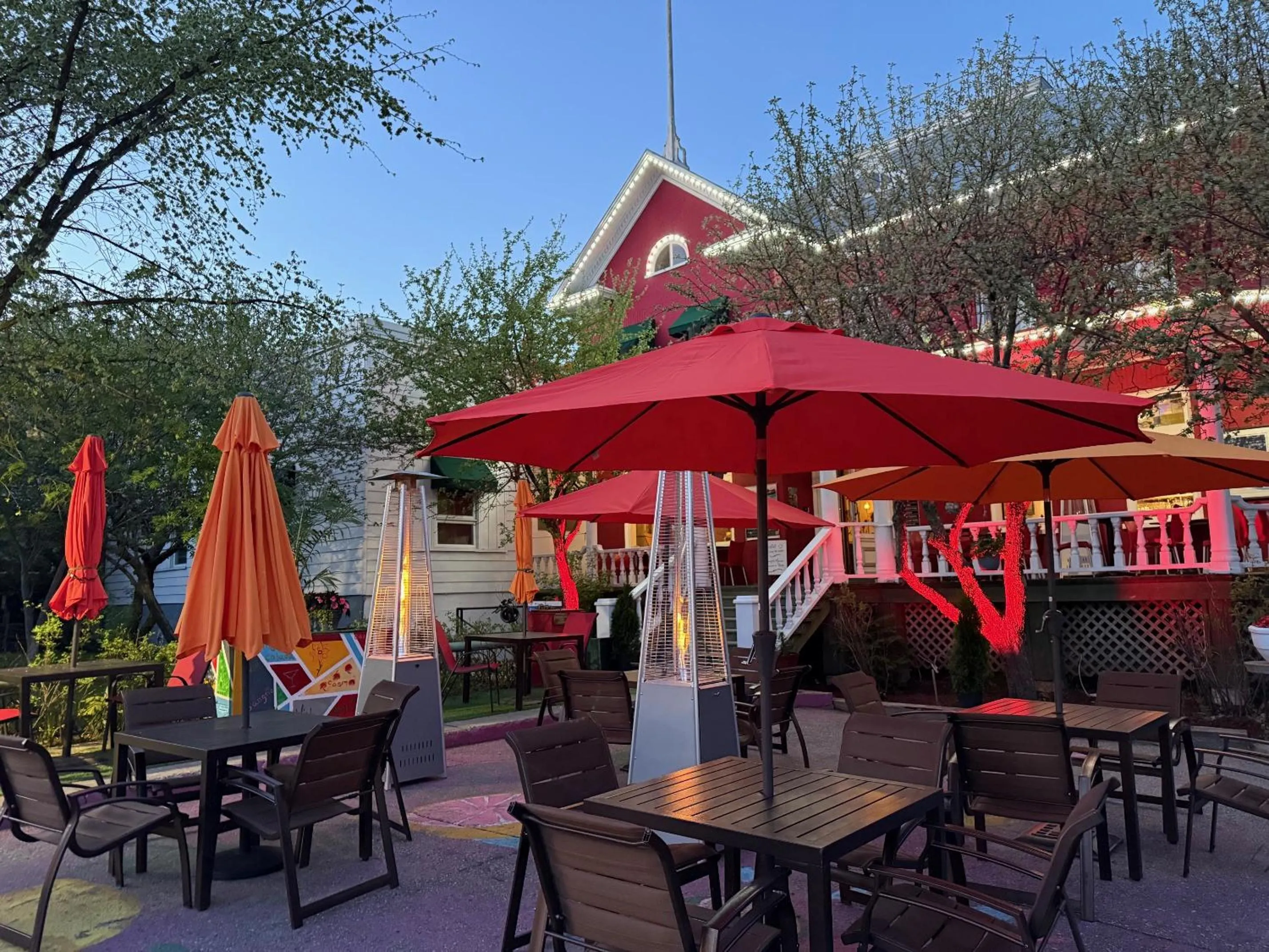 Property building in Hôtel-La Grande Maison et Spa