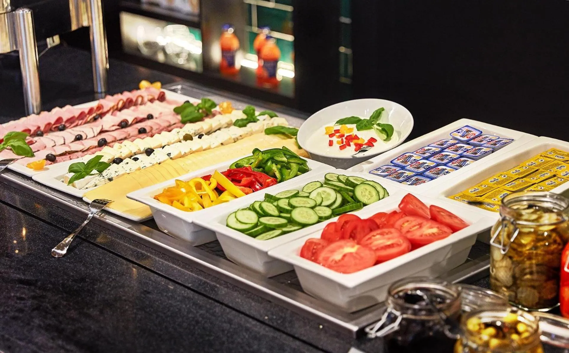 Restaurant/places to eat in B&B HOTEL Krakow Centrum