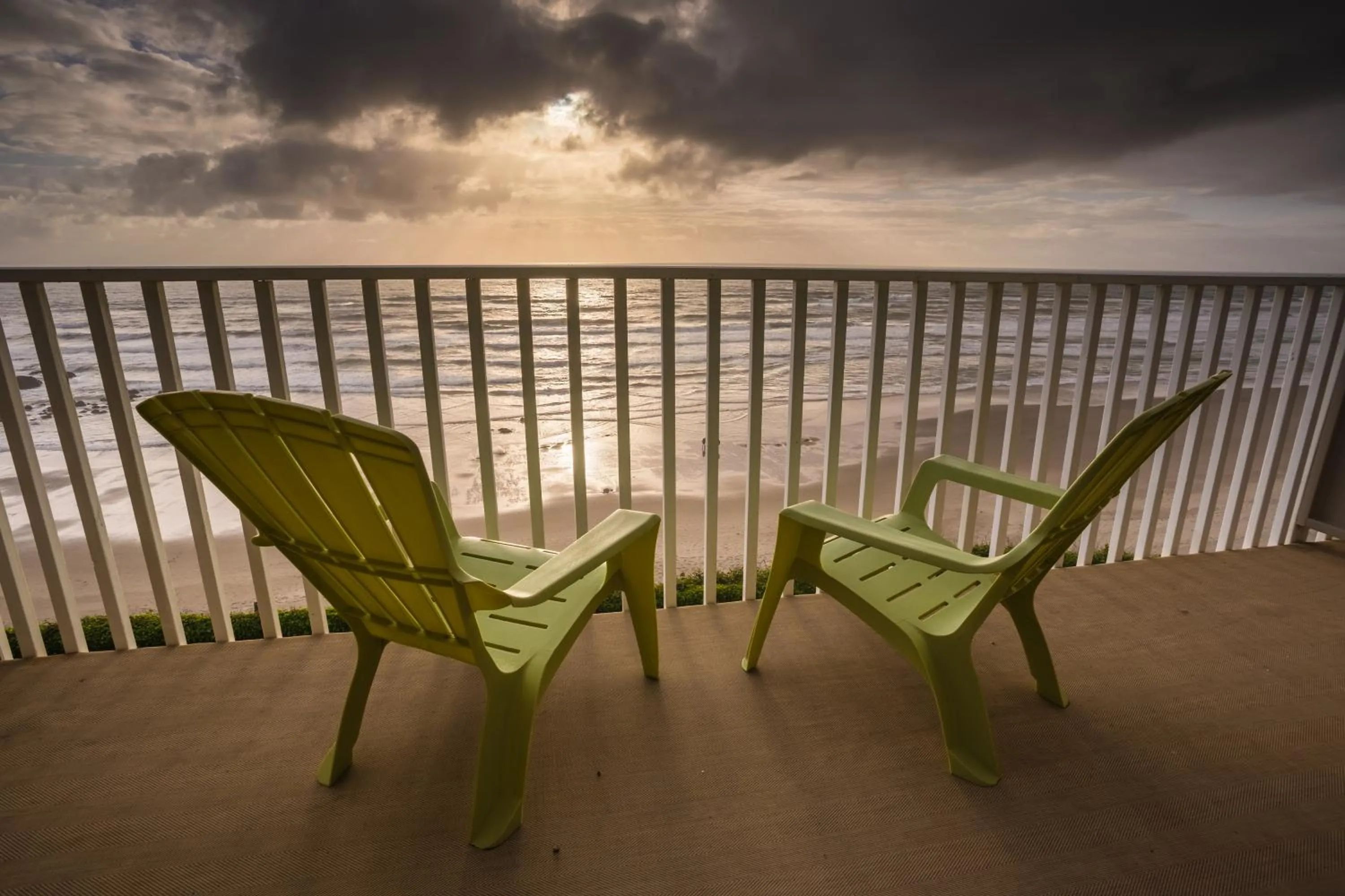 Balcony/Terrace in The Coho Oceanfront Lodge