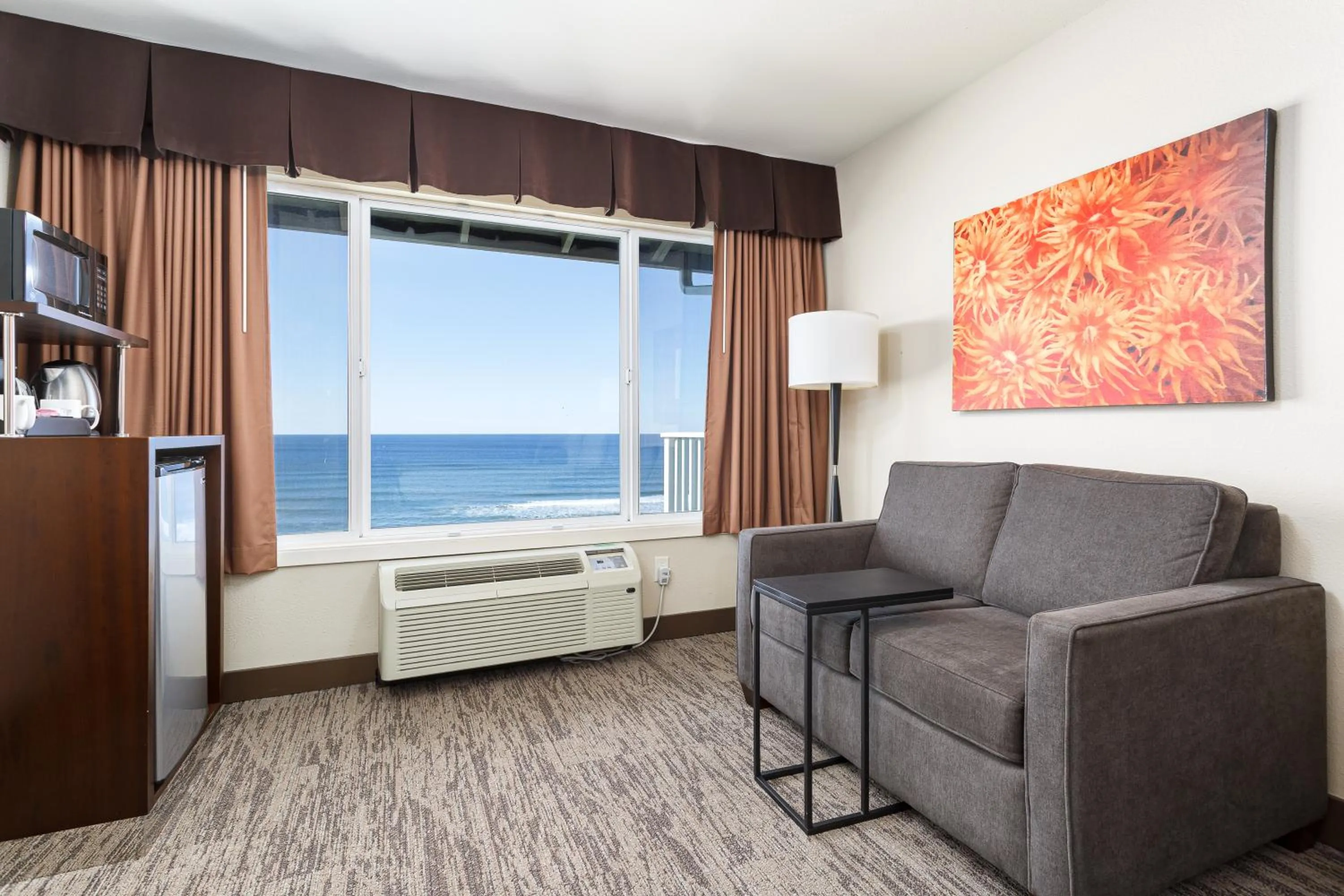 Seating area in The Coho Oceanfront Lodge