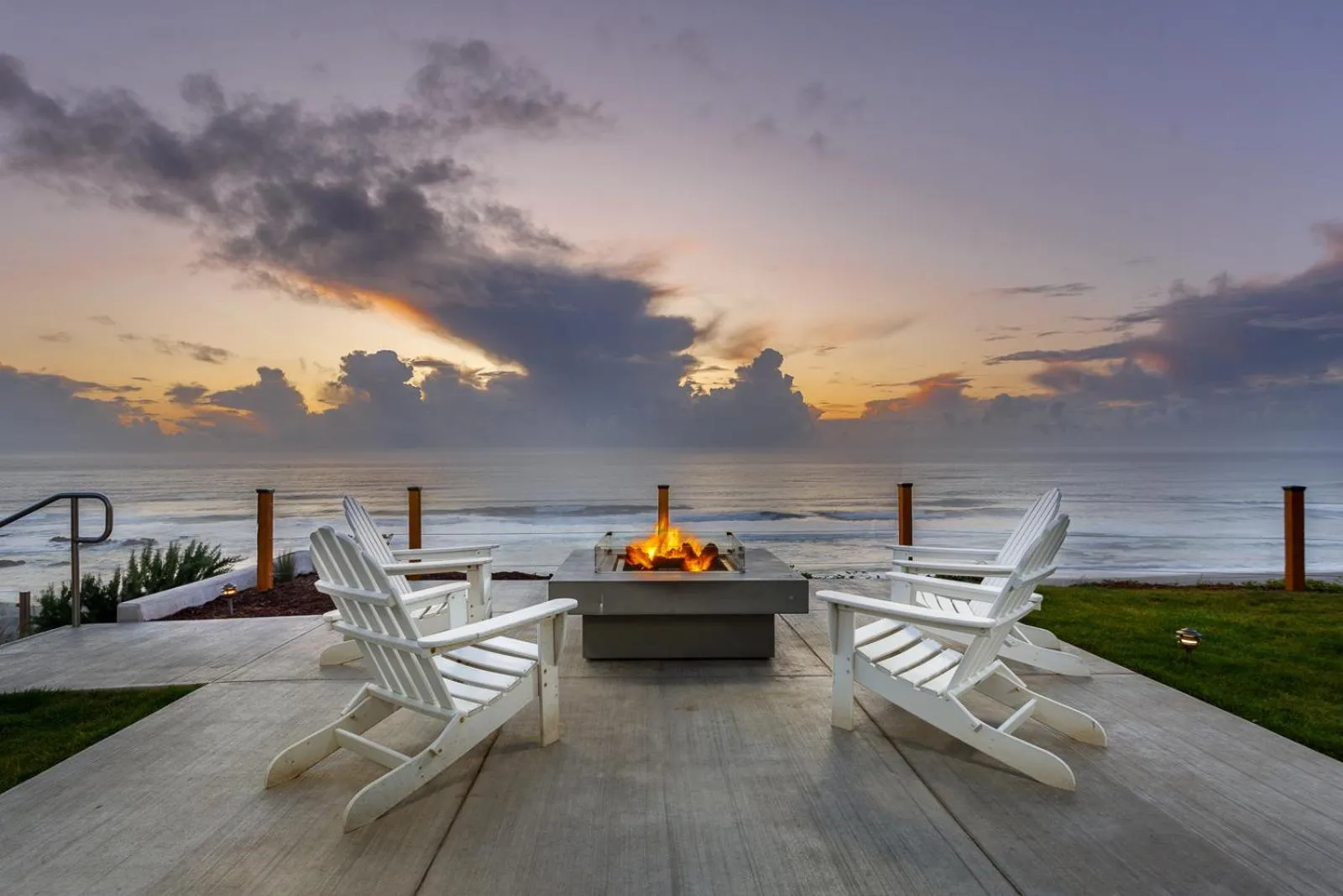 Patio in The Coho Oceanfront Lodge