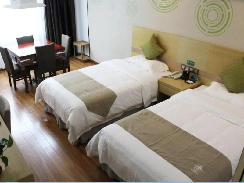Bed in GreenTree Inn Yangzhou Jiangdu Shaobo Town Huaihai Road Express Hotel