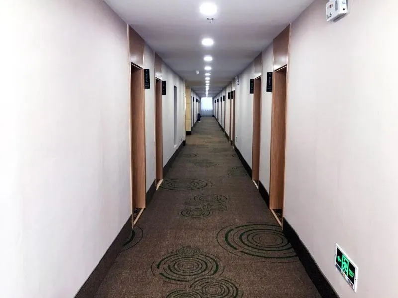 GreenTree Inn Lvliang Xiaoyi City Fuqian Street Hotel