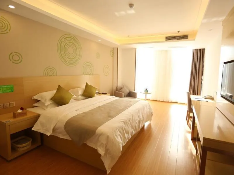 Bed in GreenTree Inn Suzhou Yongqiao District Fuxiao Avenue Hotel