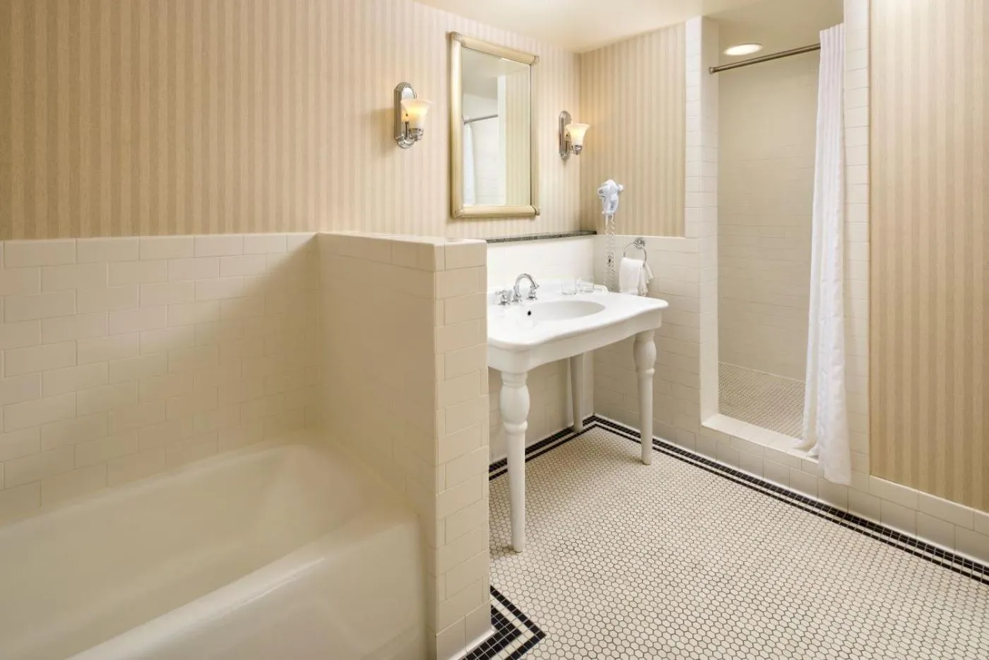Bathroom in Marcus Whitman Hotel