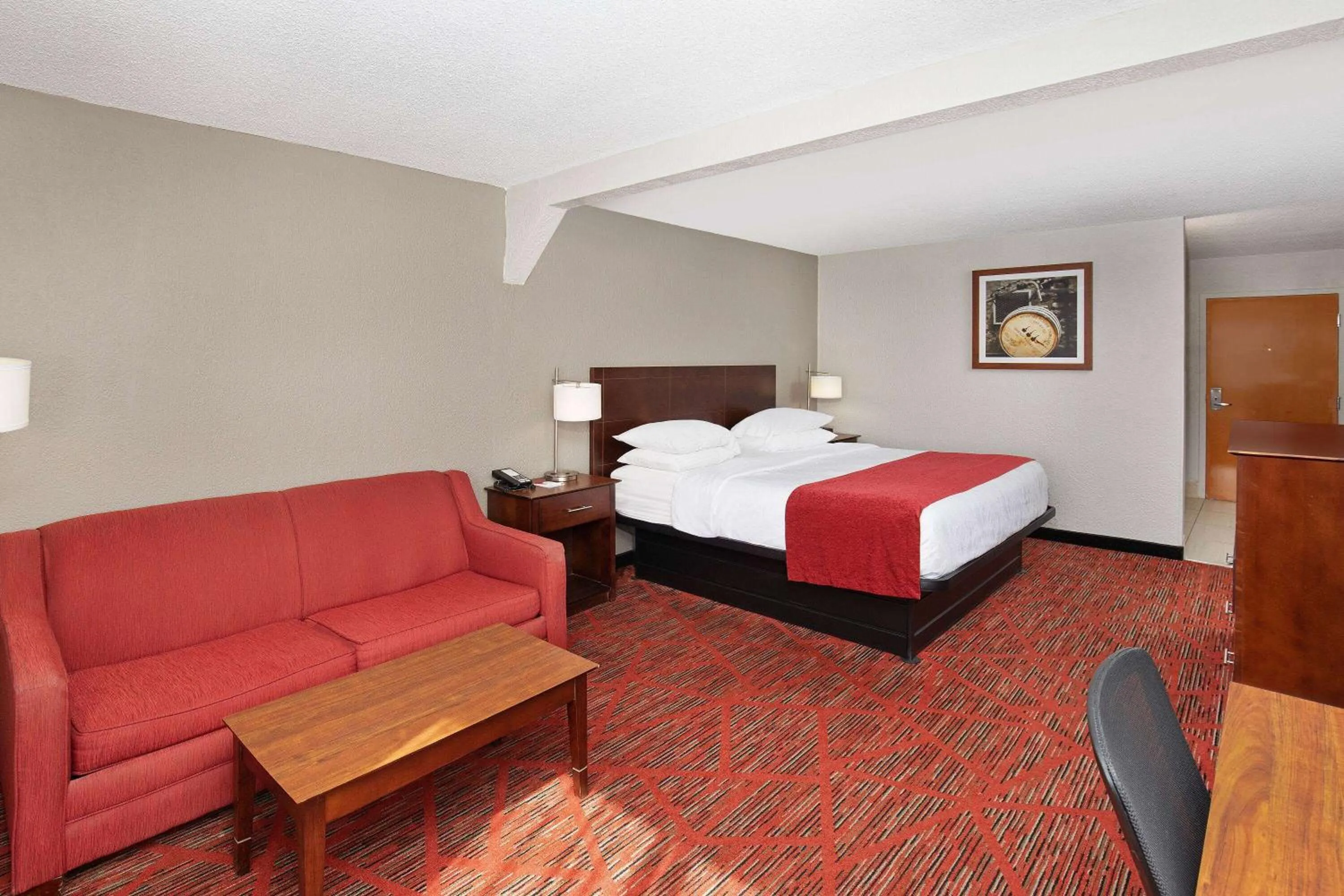 Photo of the whole room, Bed in Ramada by Wyndham Bowling Green