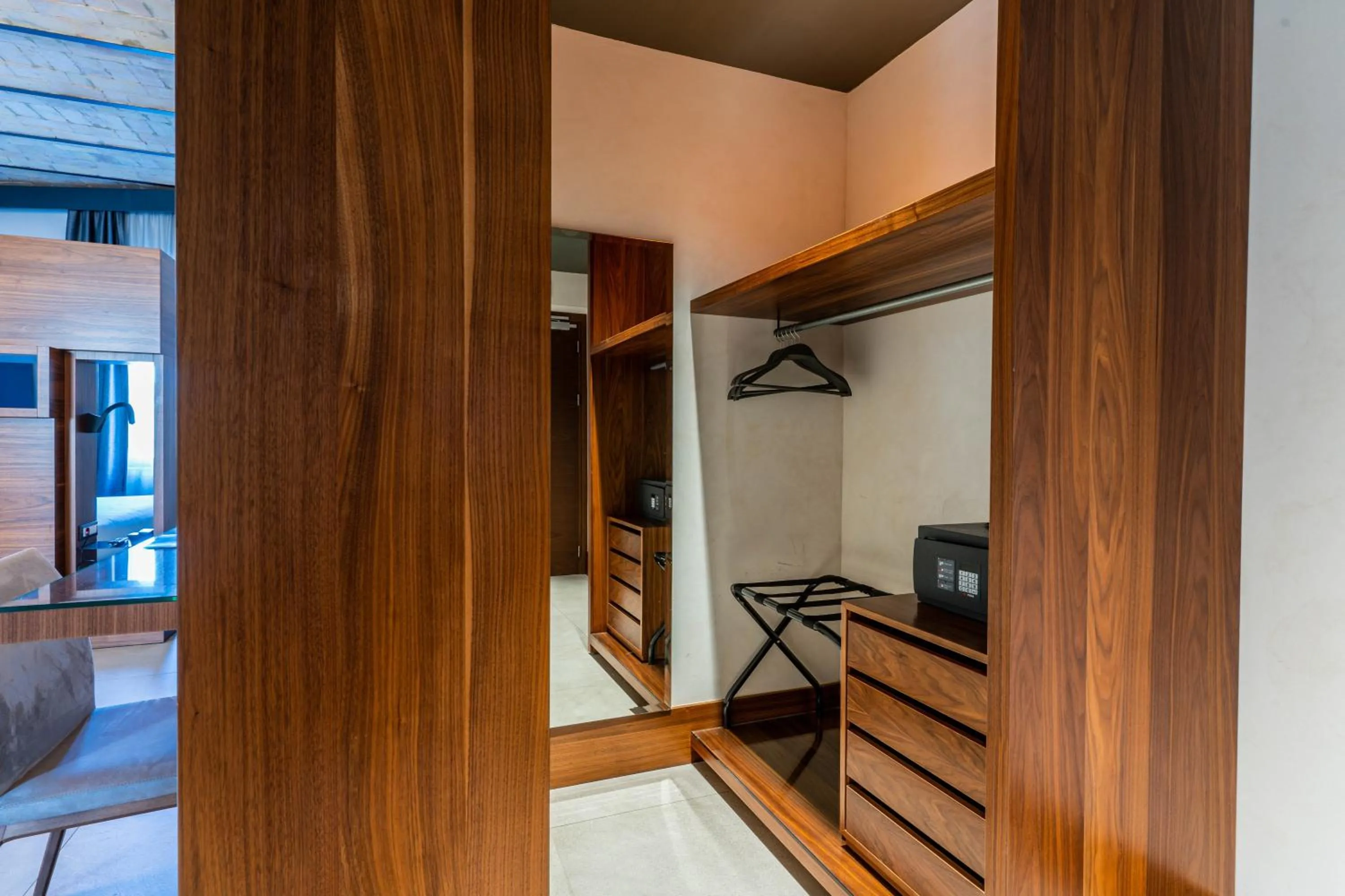 safe in Gasometer Urban Suites