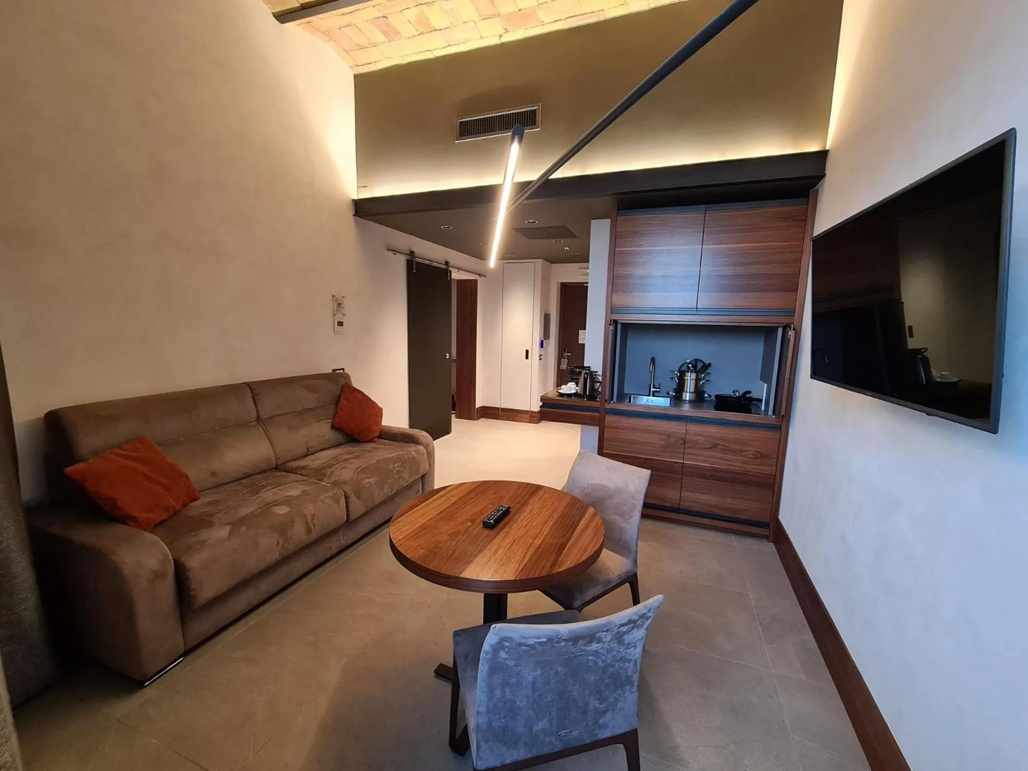 Kitchen or kitchenette in Gasometer Urban Suites