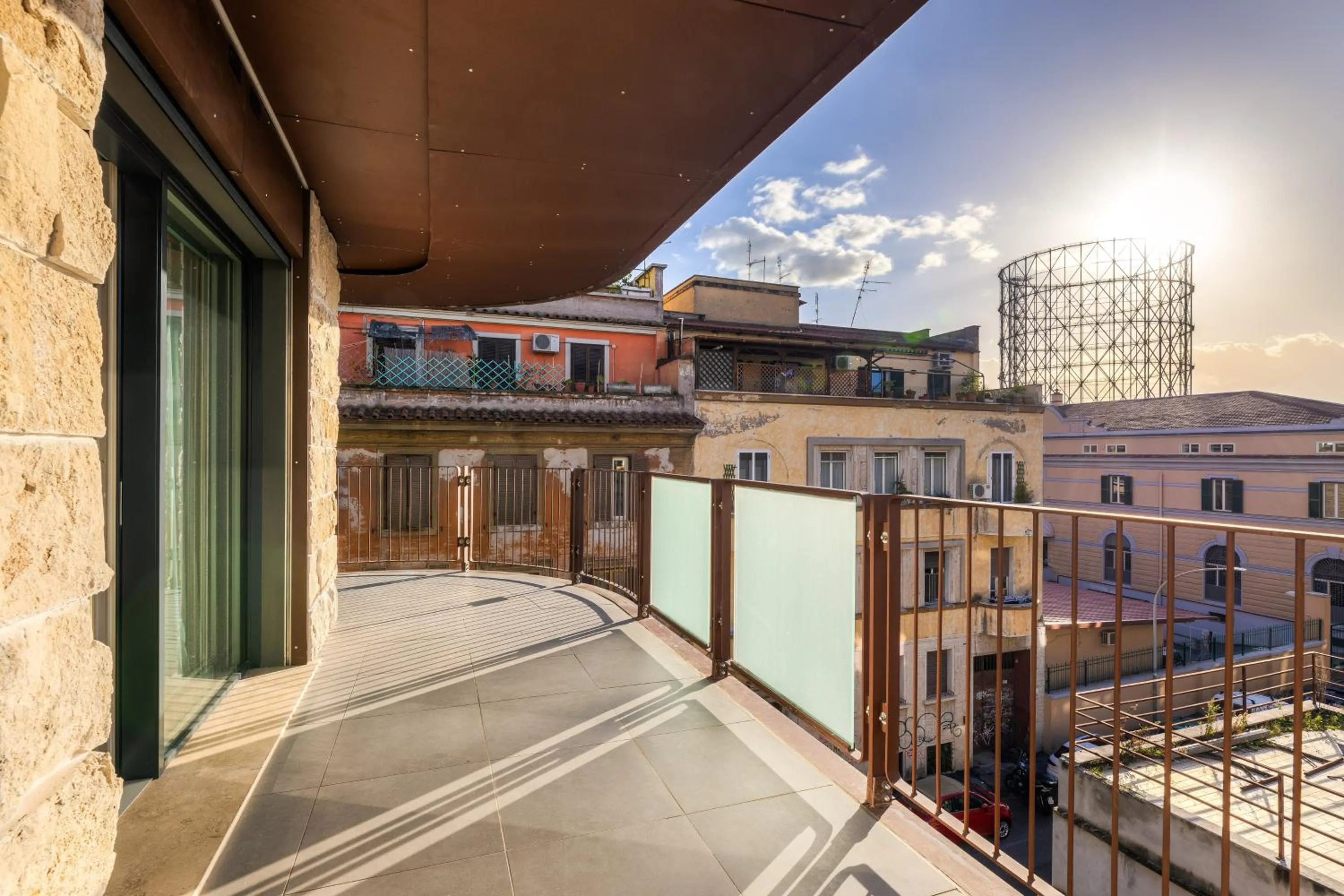Balcony/Terrace in Gasometer Urban Suites