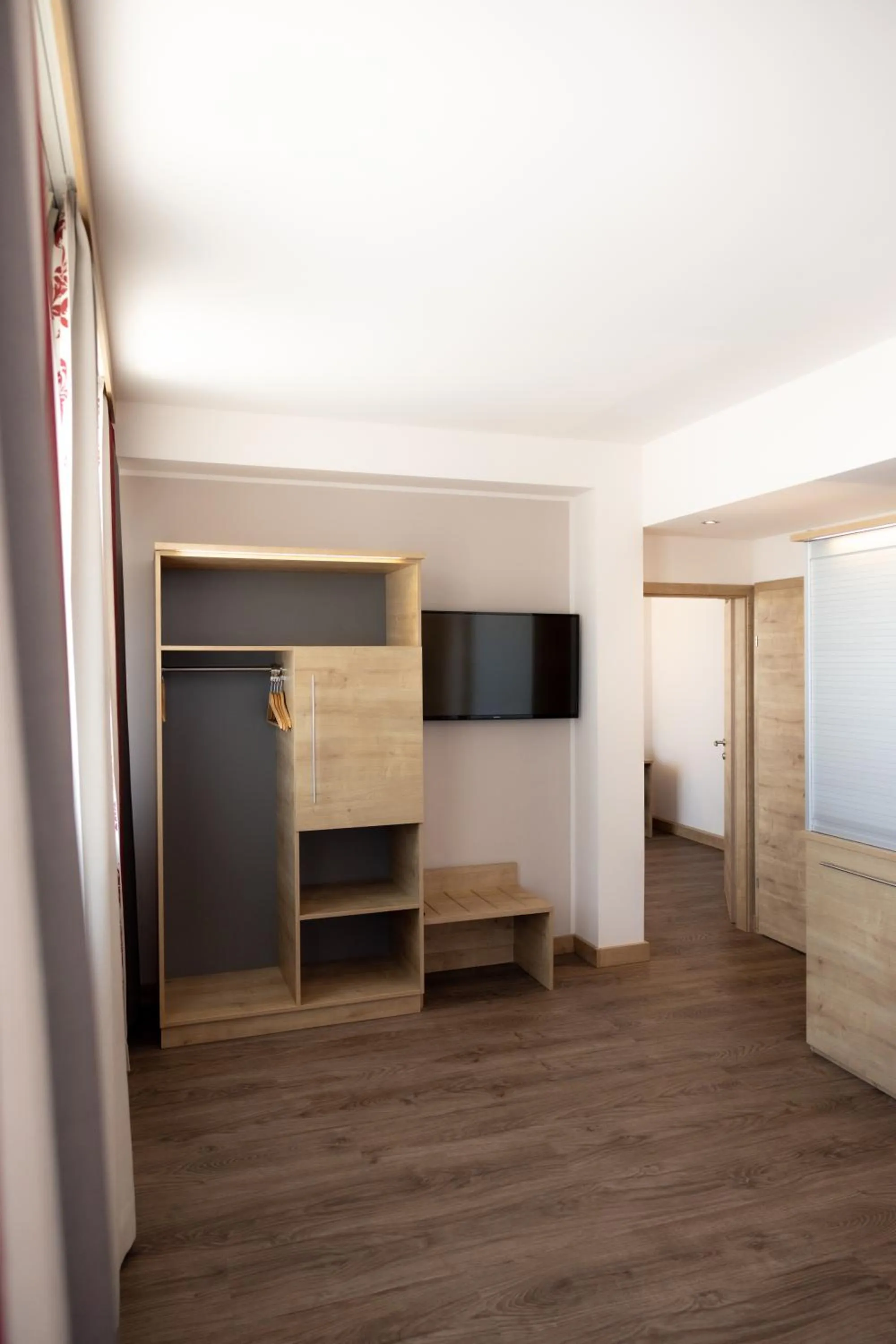 Communal lounge/ TV room in HOTEL max70