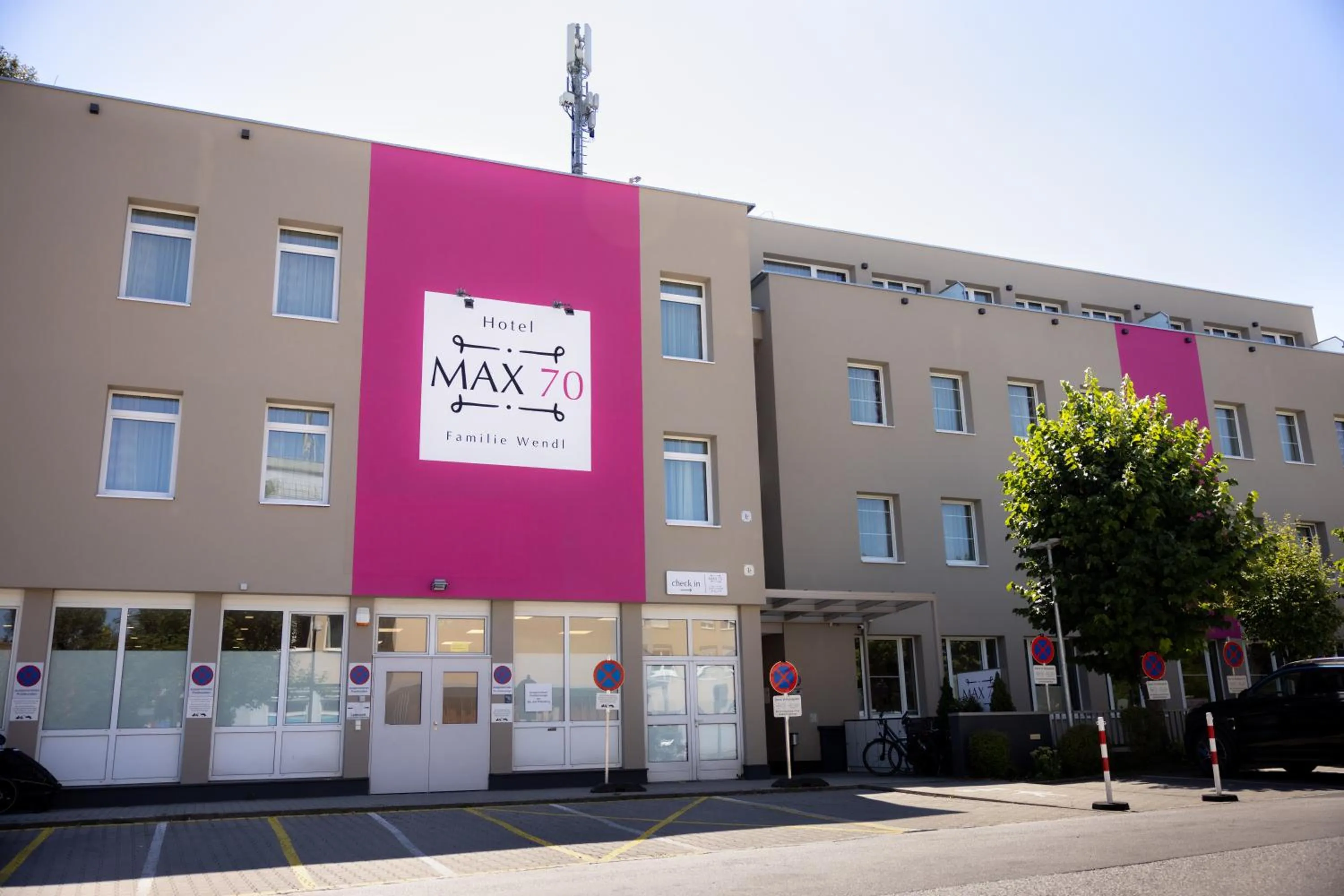 Property building in HOTEL max70